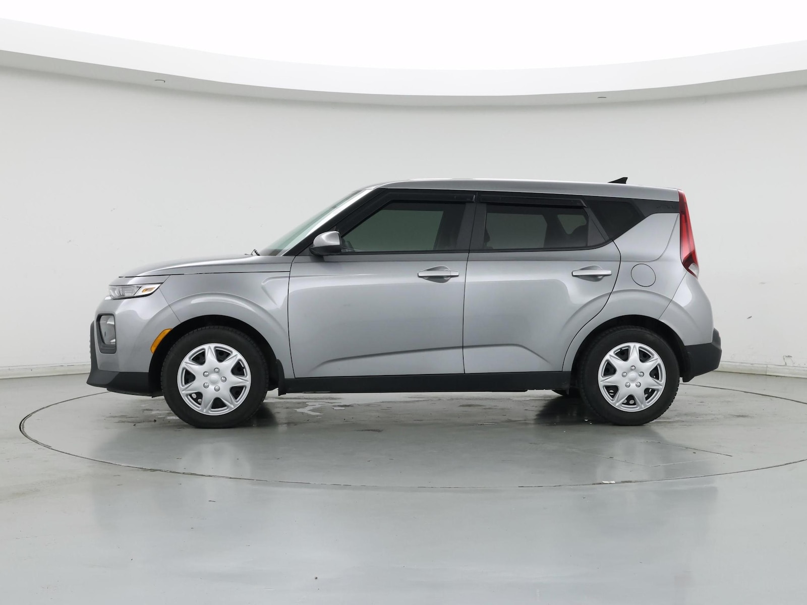 2022 Kia Soul LX - Photo 4