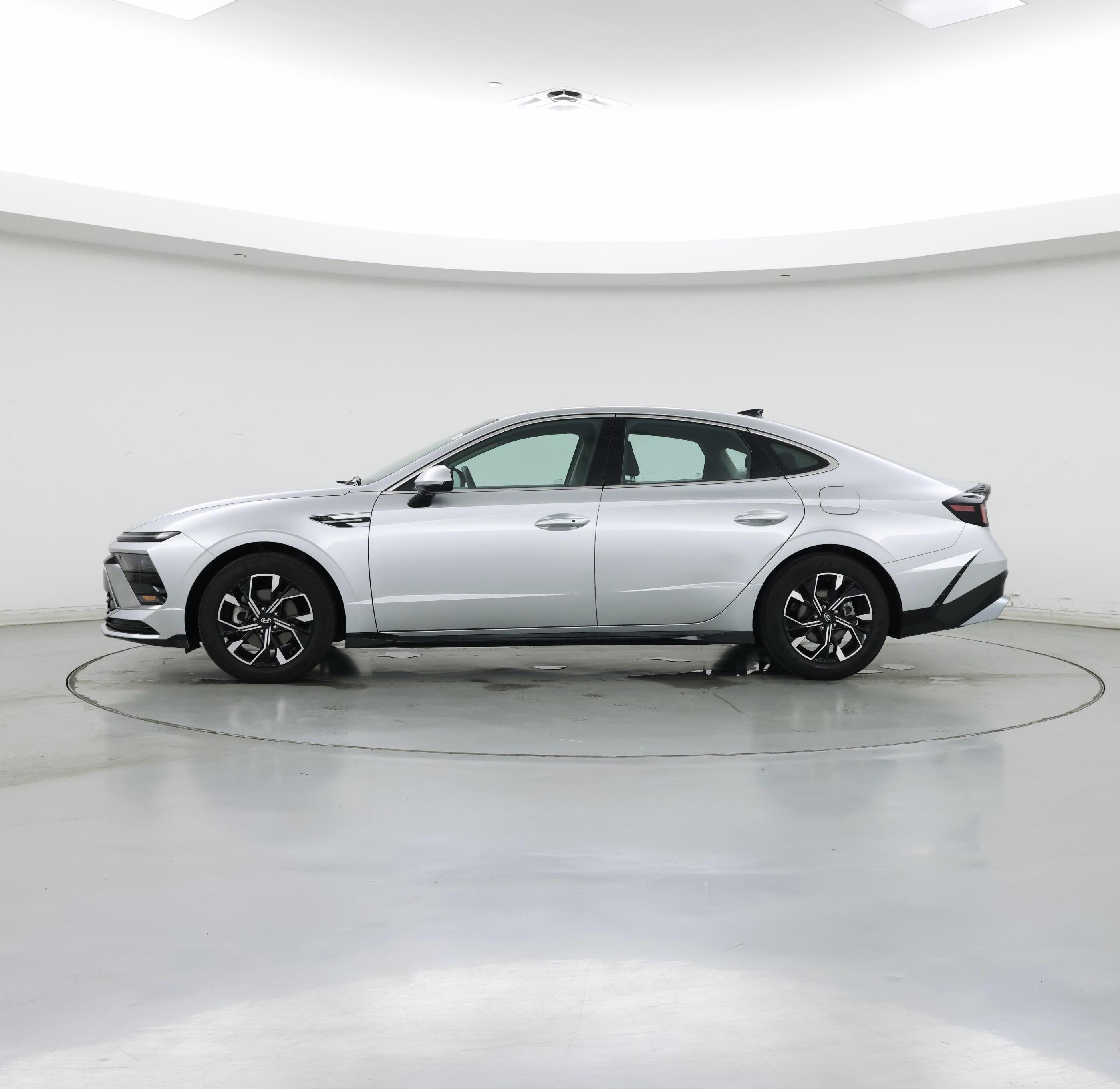 Thumbnail: 2025 Hyundai Sonata - 3