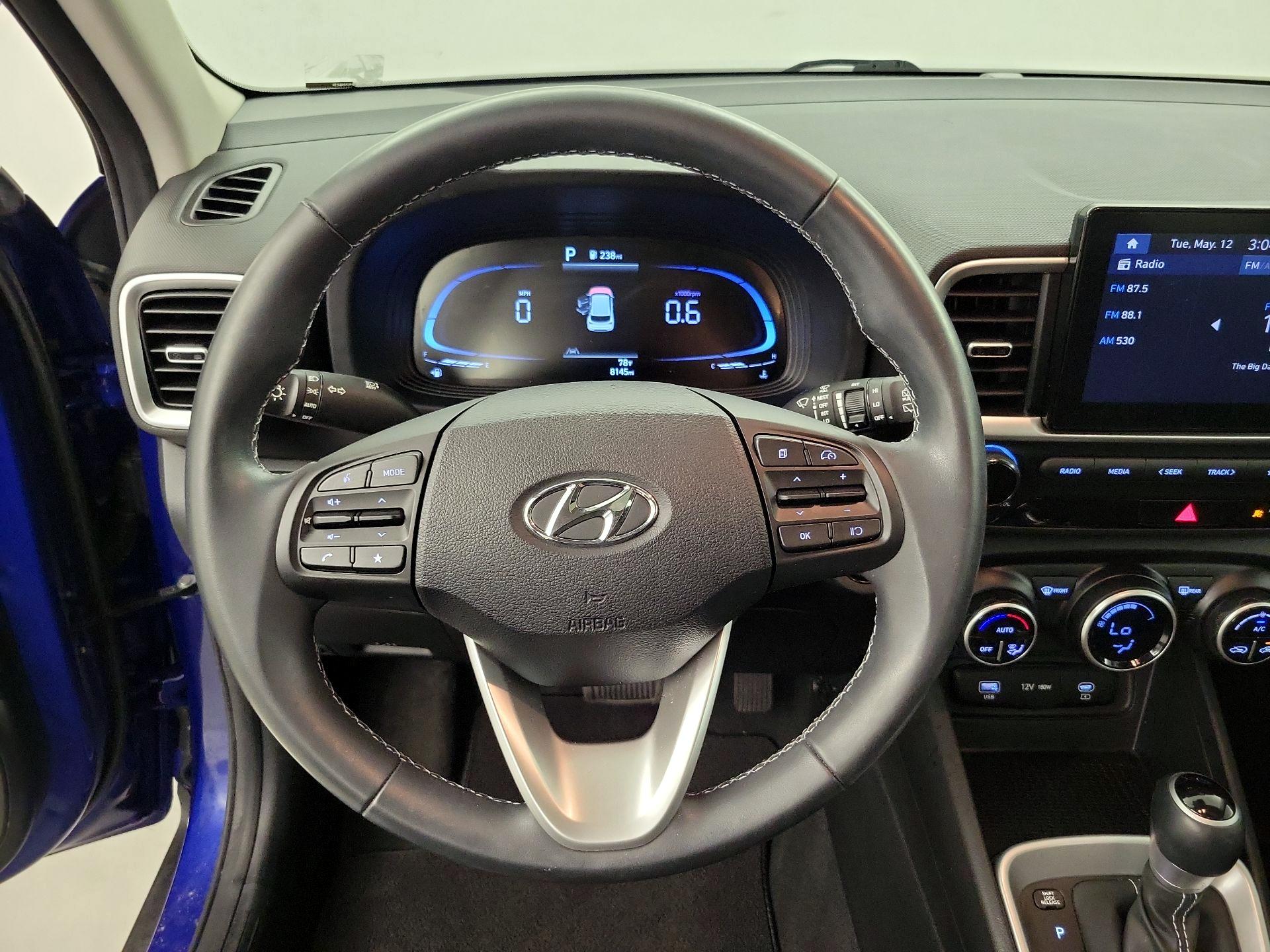 Thumbnail: 2024 Hyundai Venue - 10