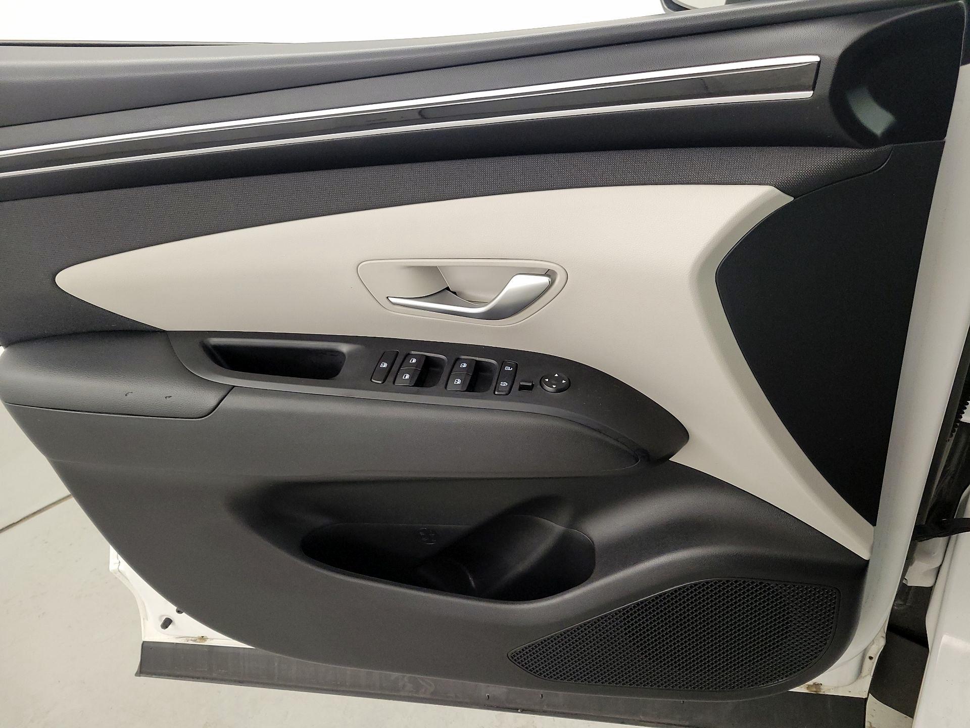 Thumbnail: 2023 Hyundai Tucson - 12