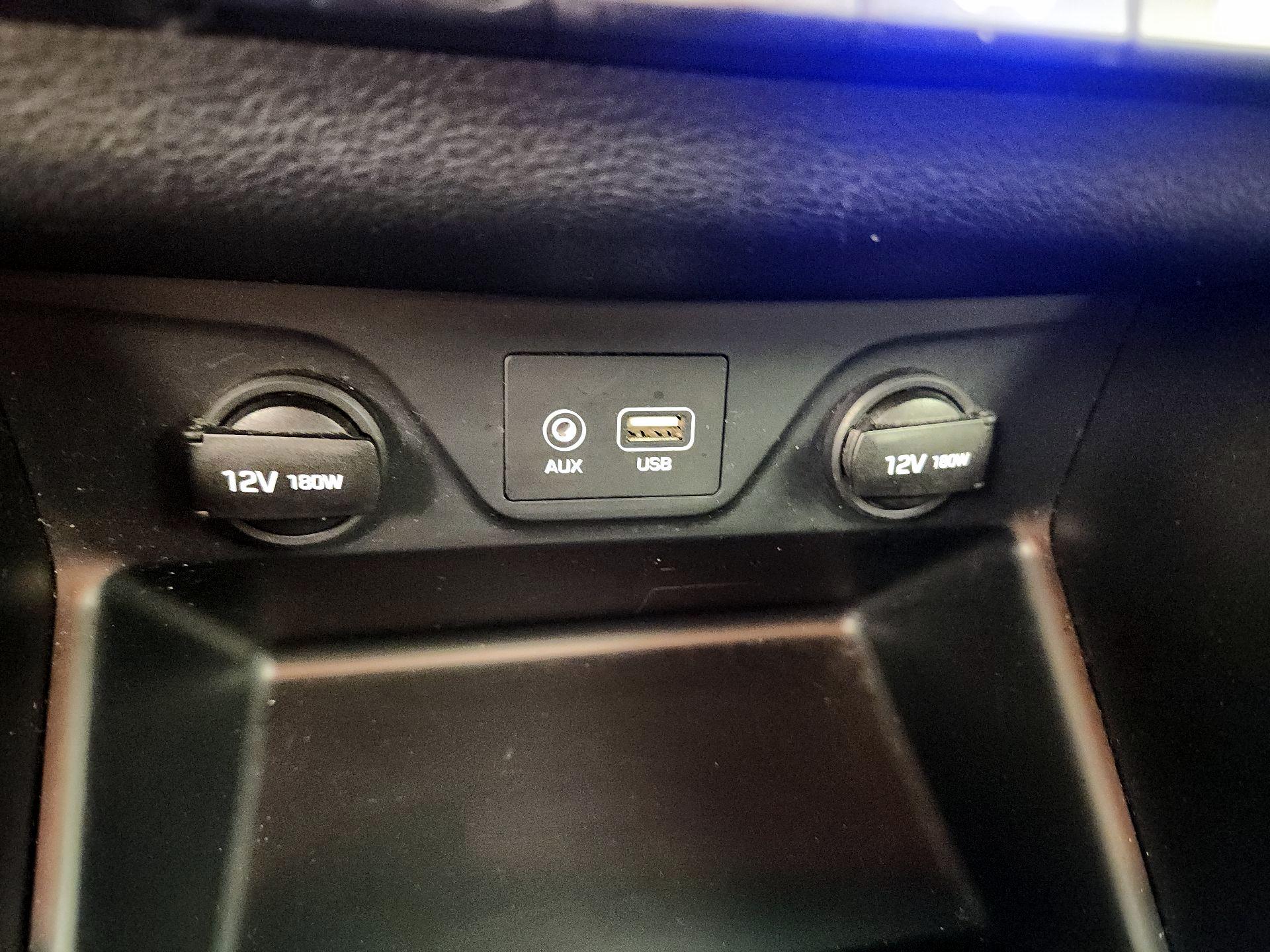 Thumbnail: 2019 Hyundai Tucson - 18