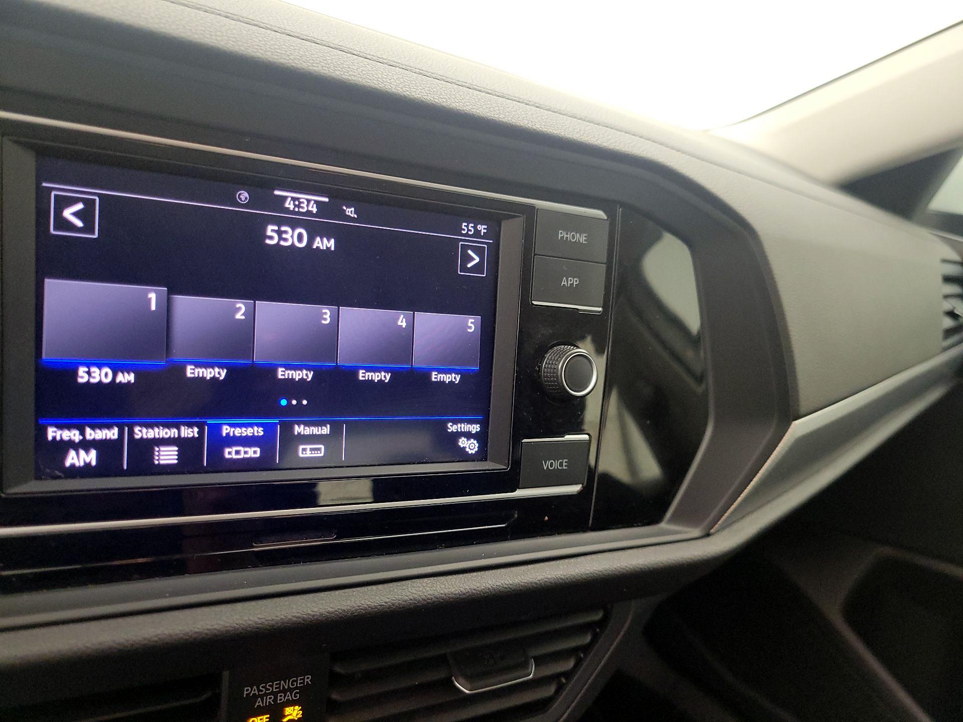 Thumbnail: 2024 Volkswagen Jetta - 15