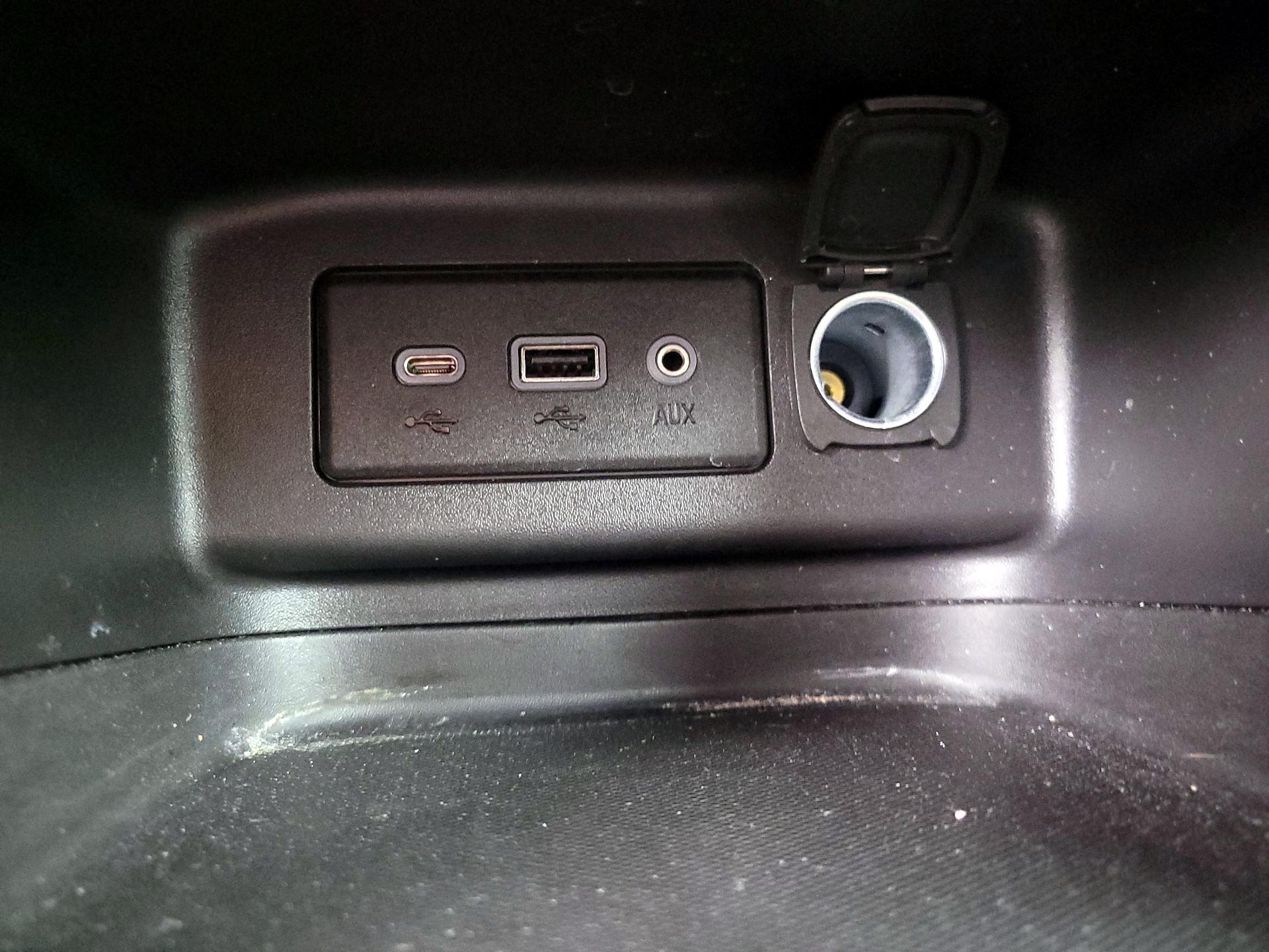 Thumbnail: 2024 Chevrolet Equinox - 18