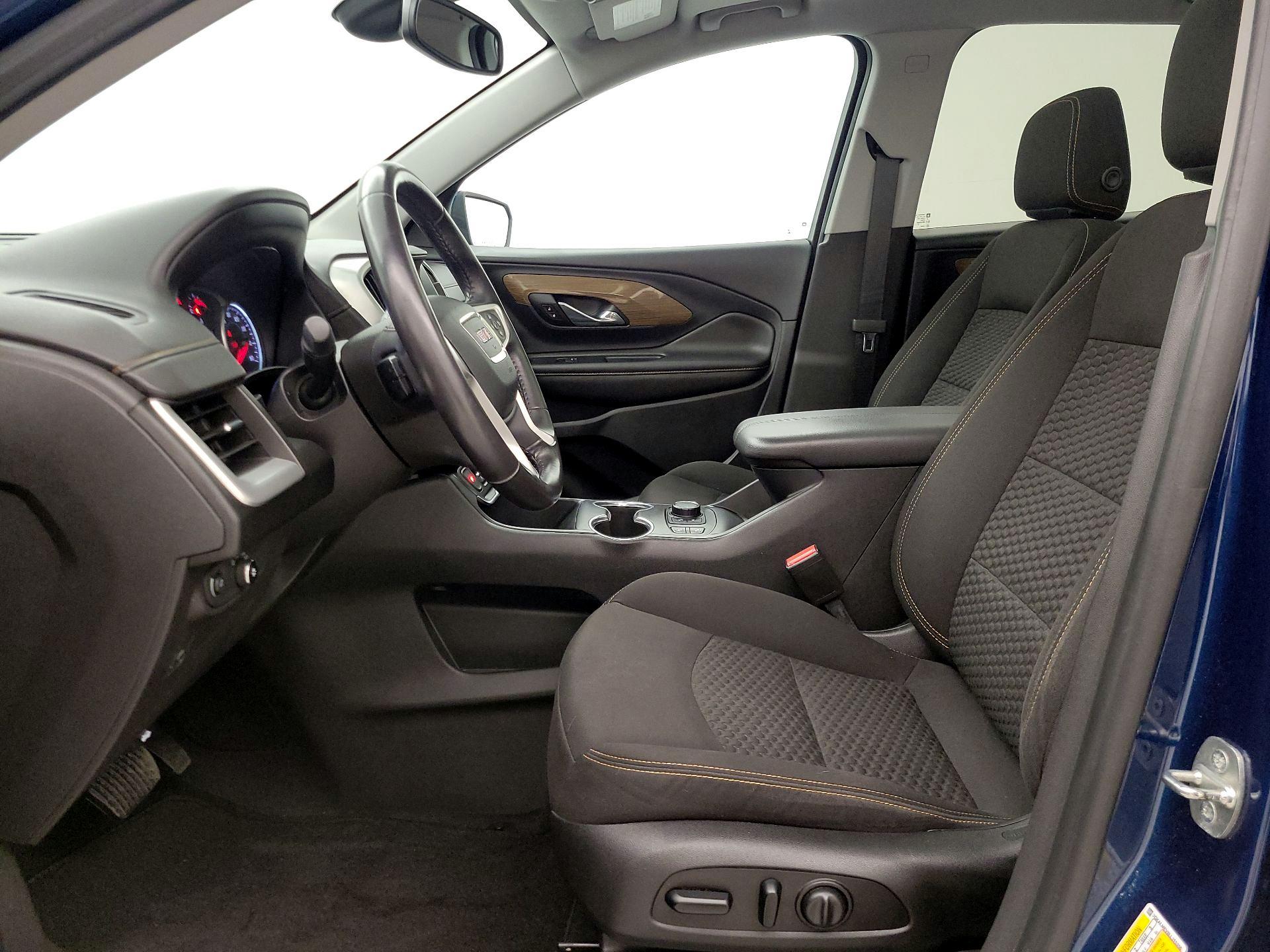 Thumbnail: 2020 GMC Terrain - 9