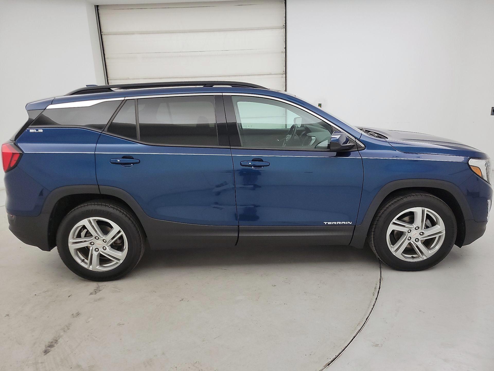 Thumbnail: 2020 GMC Terrain - 4