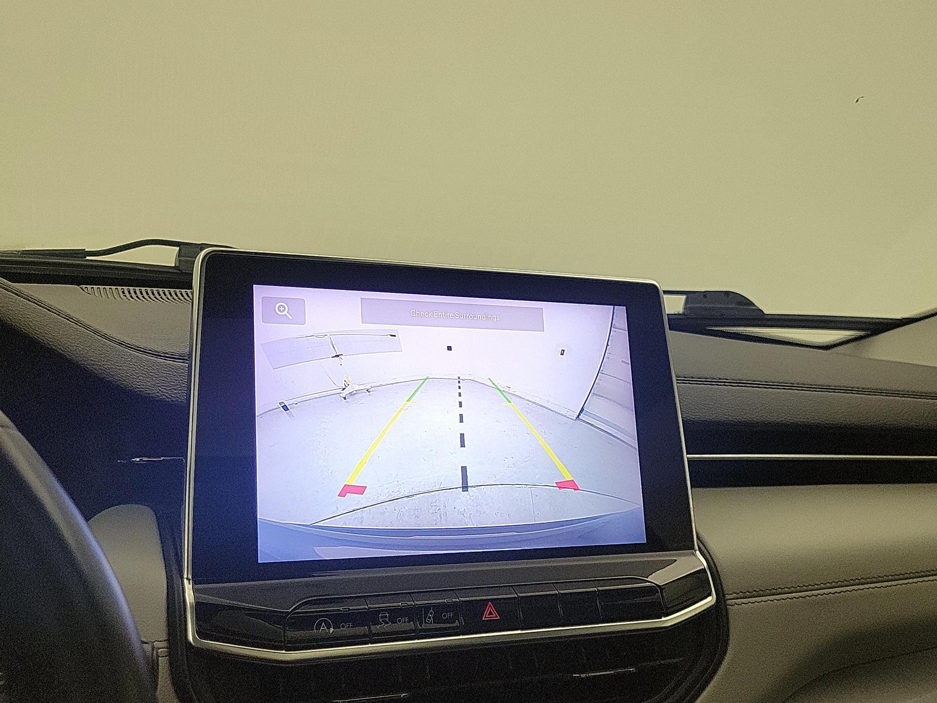 Thumbnail: 2022 Jeep Compass - 14