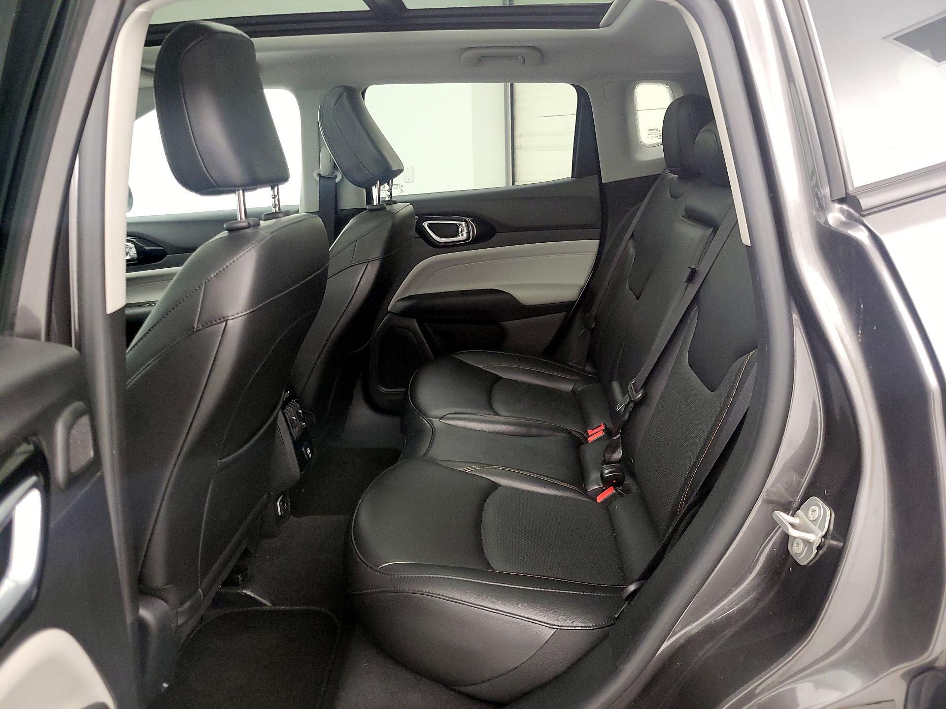 Thumbnail: 2022 Jeep Compass - 20