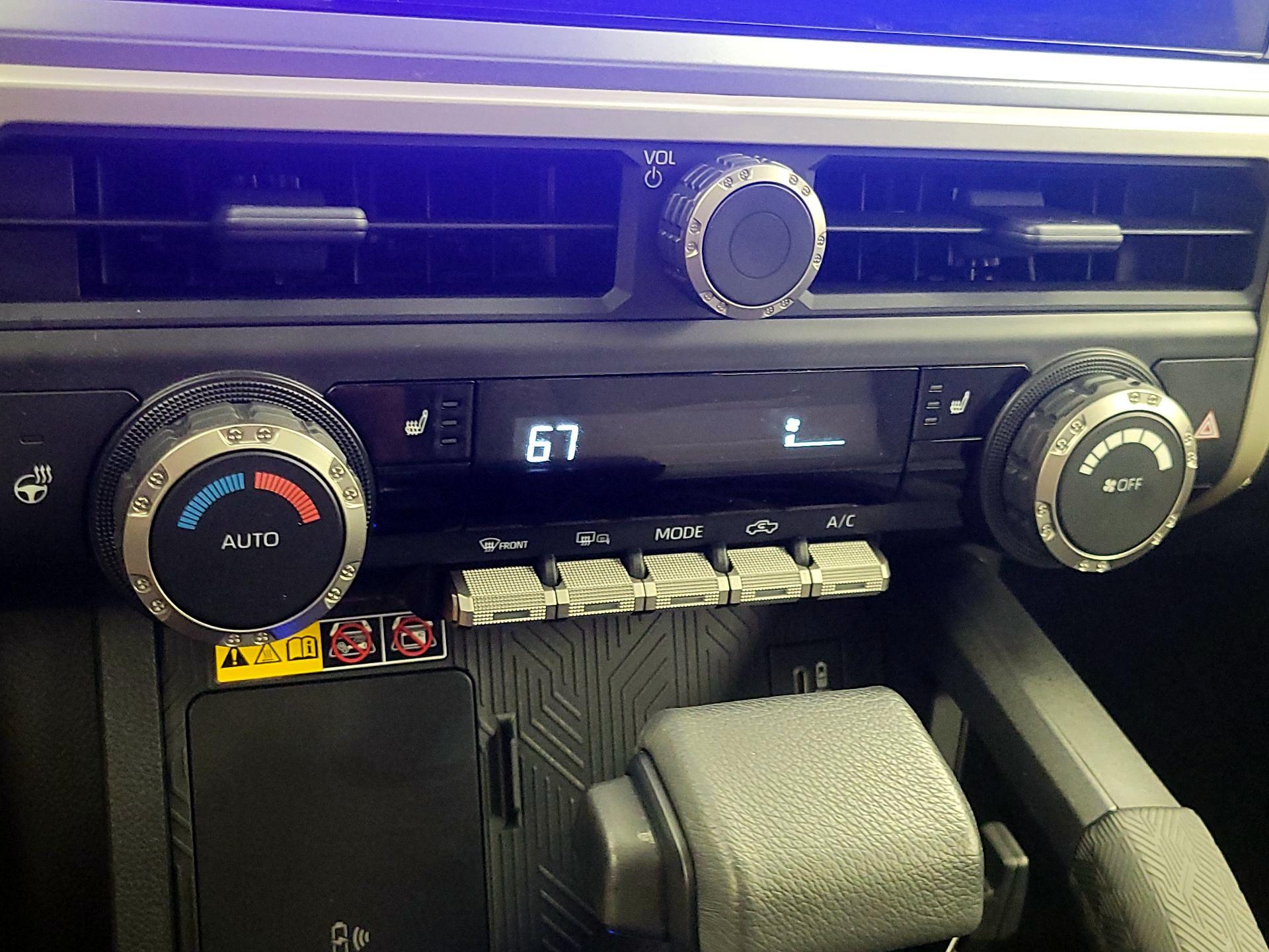 Thumbnail: 2025 Toyota Tacoma - 14