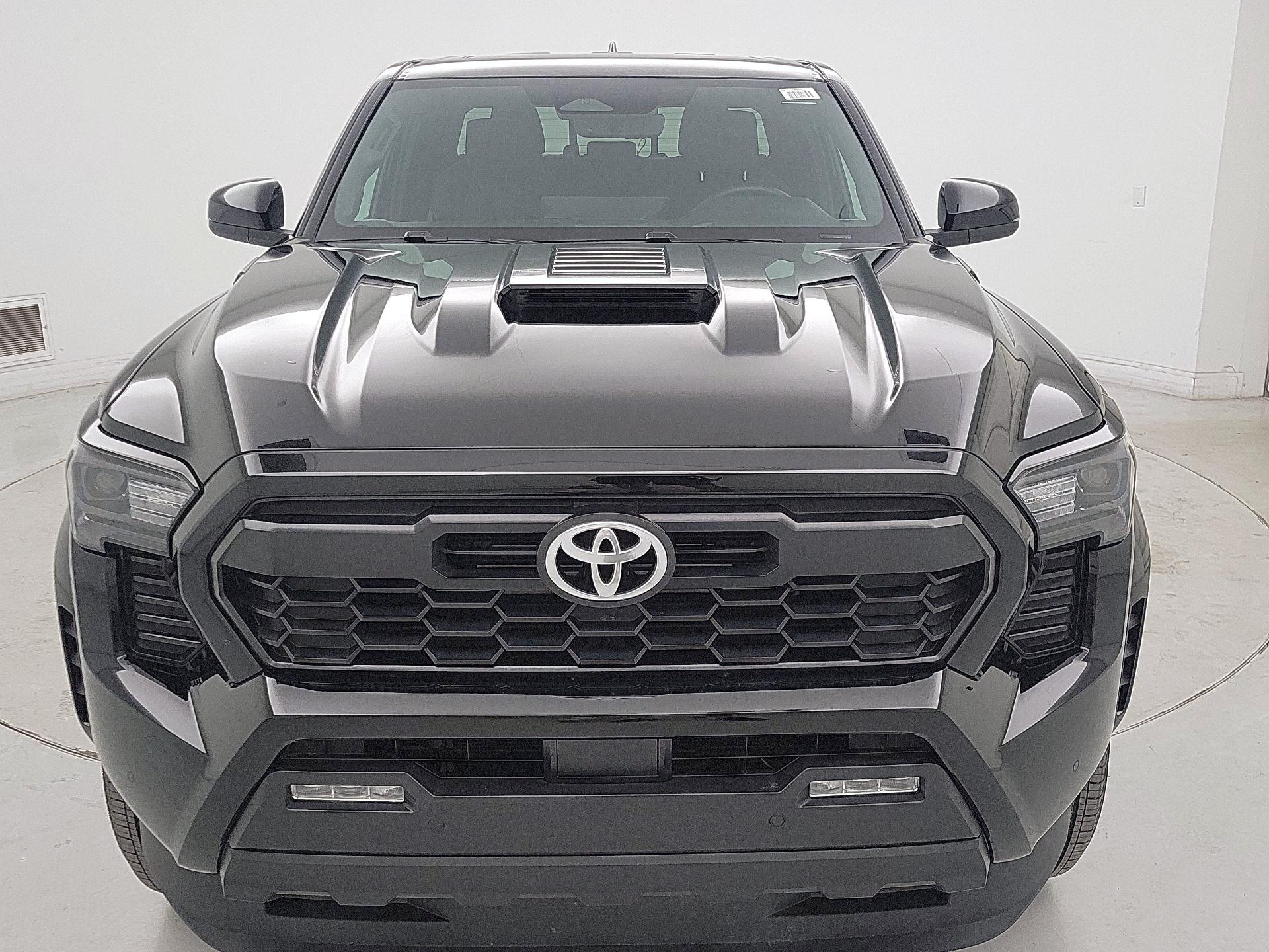 Thumbnail: 2025 Toyota Tacoma - 2