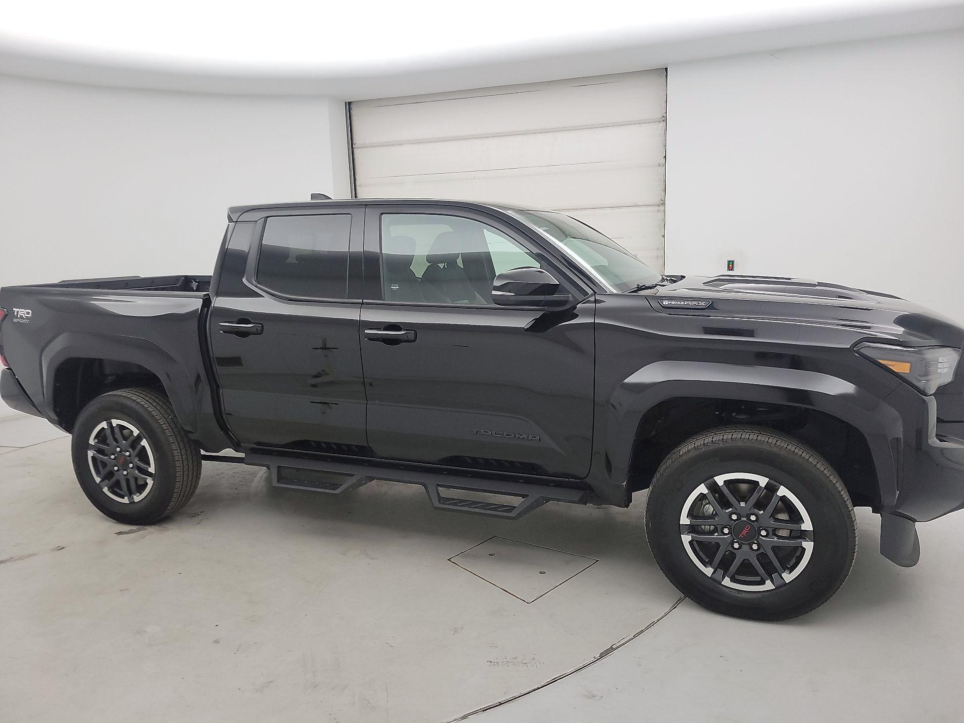 Thumbnail: 2025 Toyota Tacoma - 4