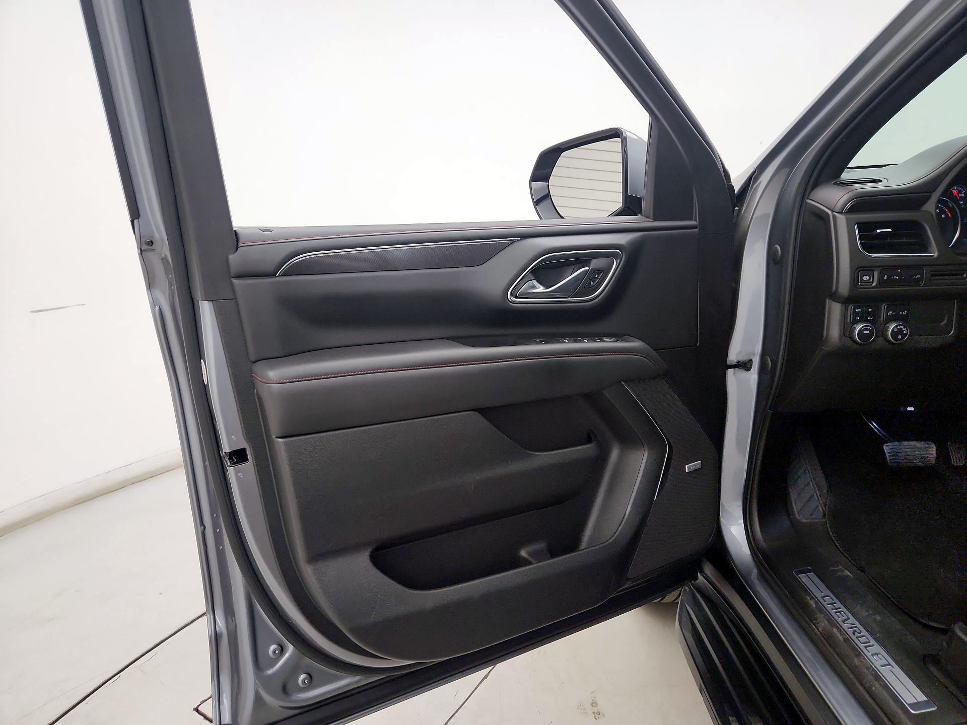 Thumbnail: 2021 Chevrolet Suburban - 12