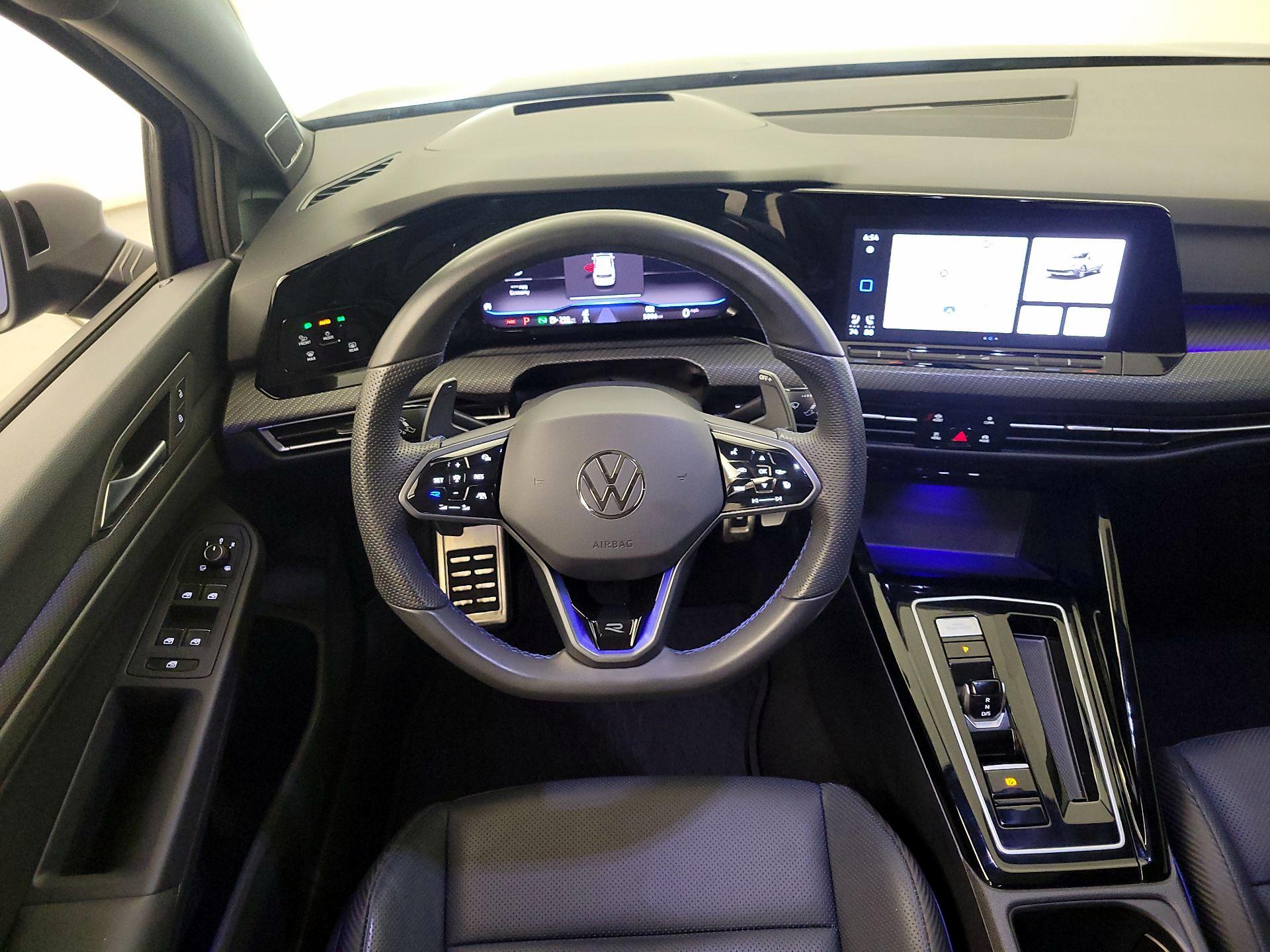 Thumbnail: 2024 Volkswagen Golf - 10