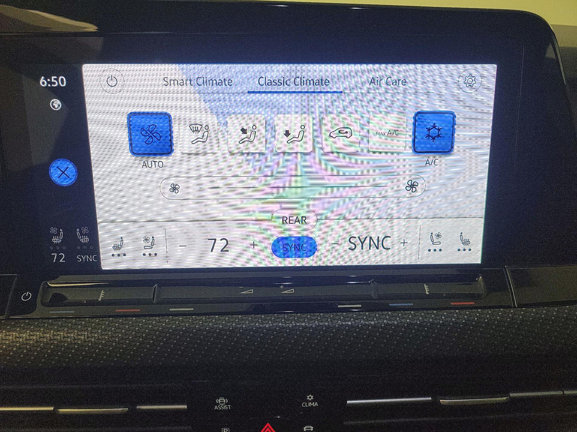 Thumbnail: 2024 Volkswagen Golf - 17