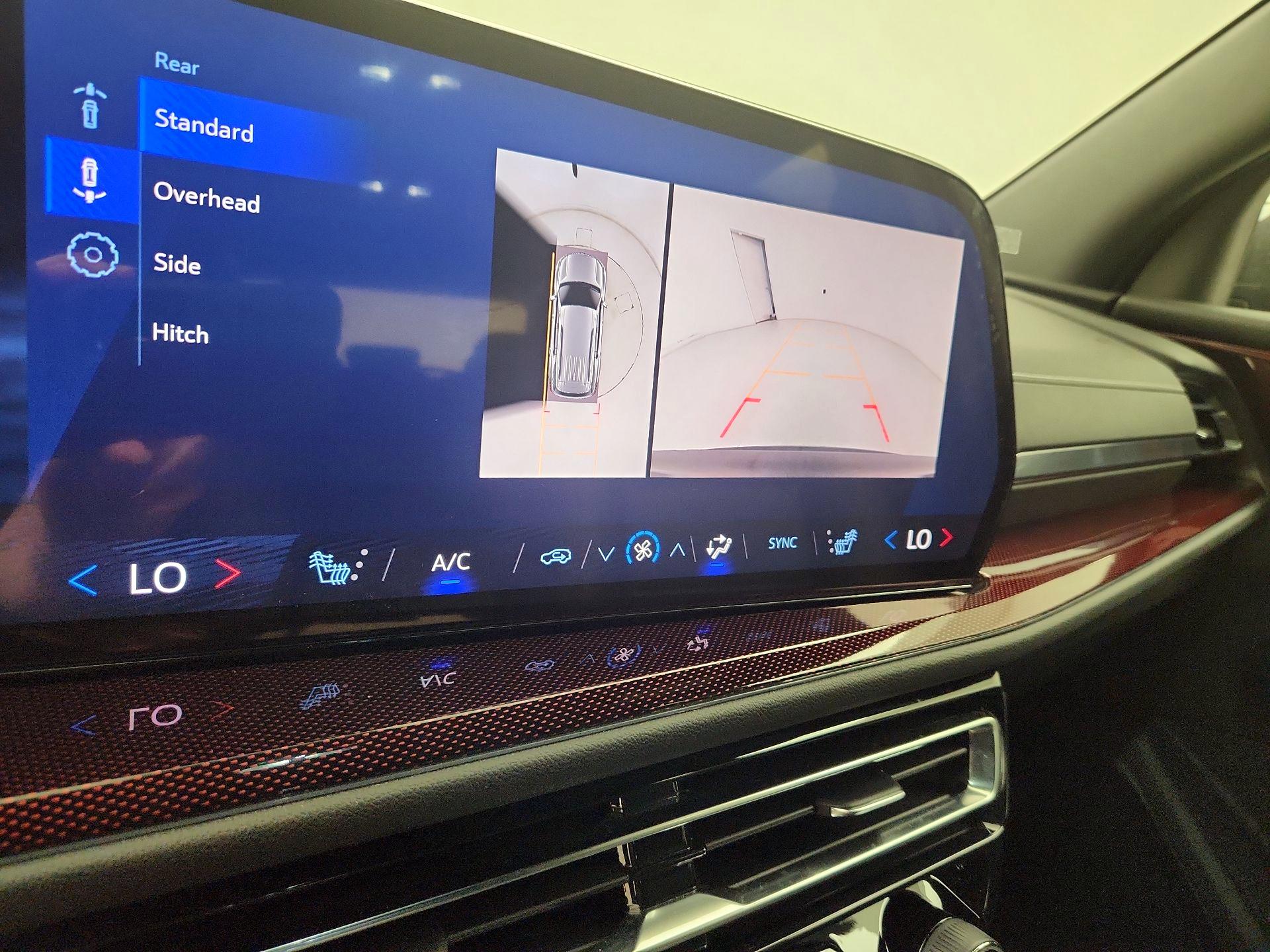 Thumbnail: 2024 Chevrolet Traverse - 14