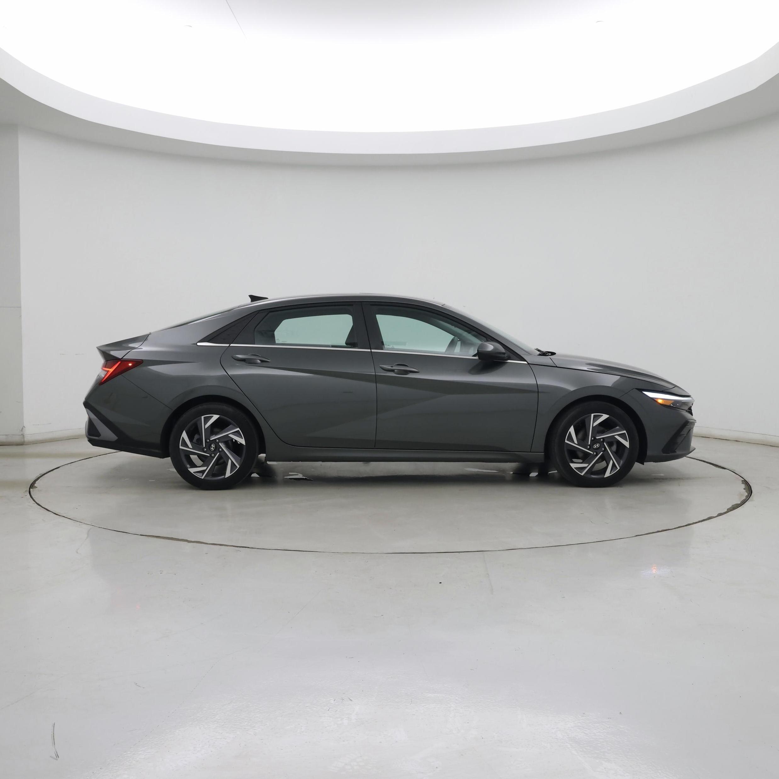 Thumbnail: 2024 Hyundai Elantra - 7