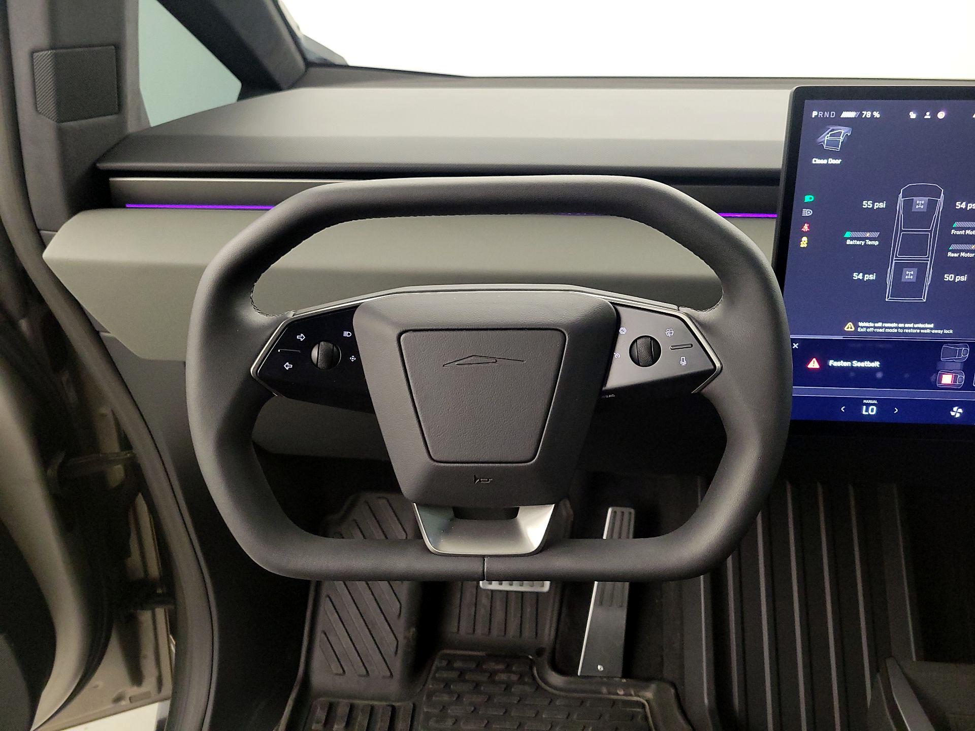 Thumbnail: 2025 Tesla Cybertruck - 10