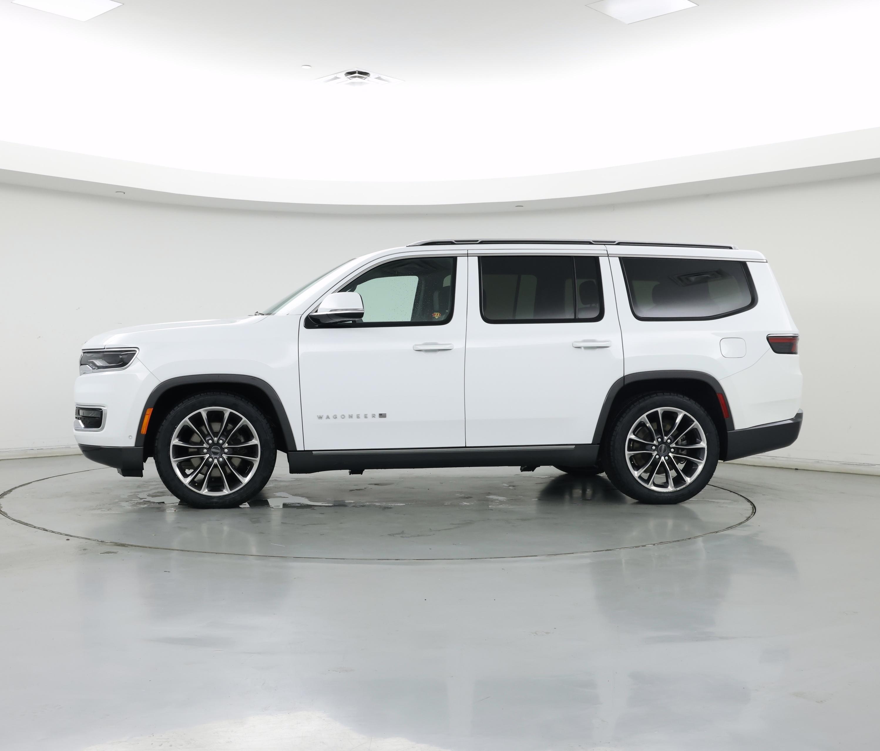 Thumbnail: 2022 Jeep Wagoneer - 3