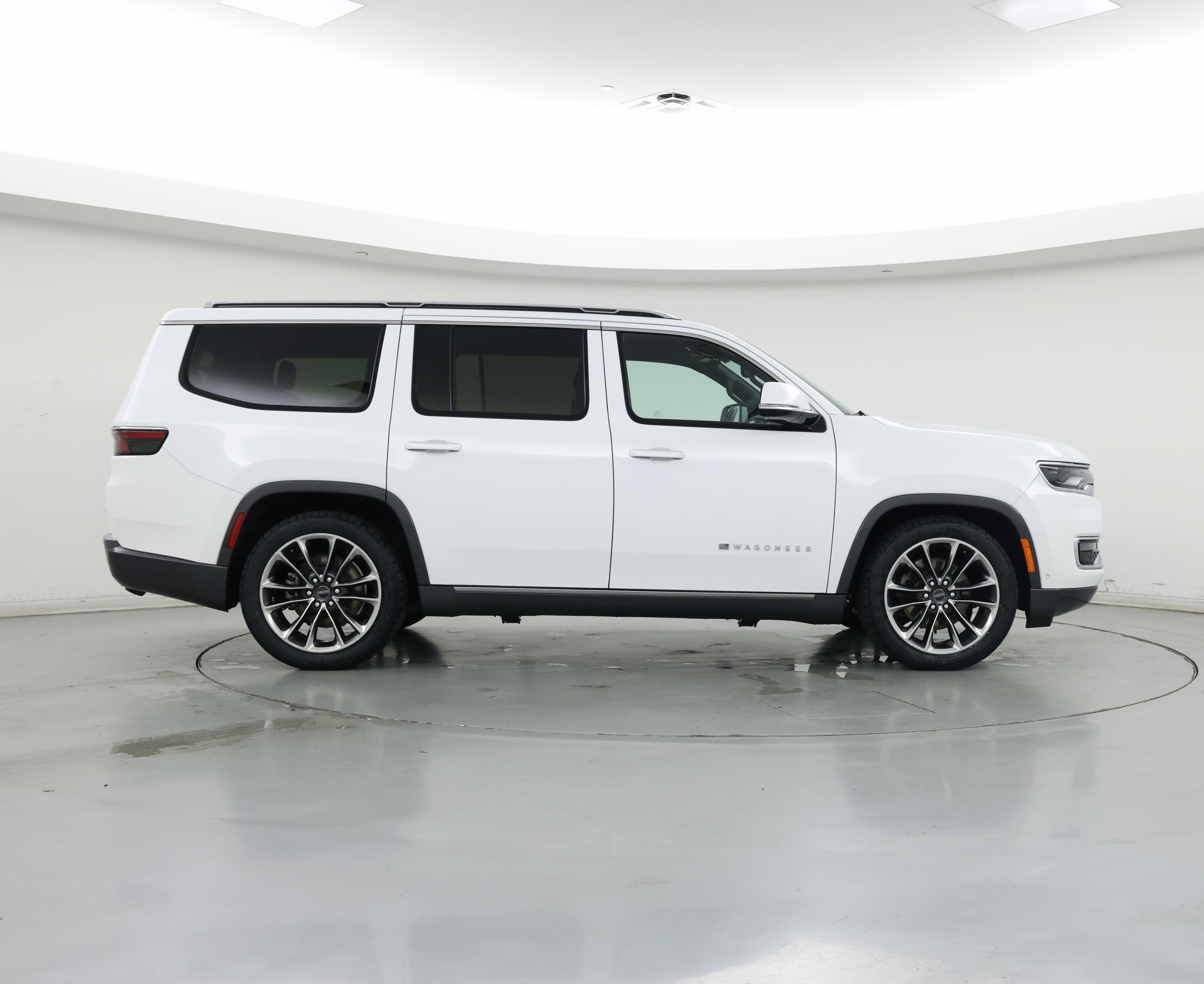 Thumbnail: 2022 Jeep Wagoneer - 7