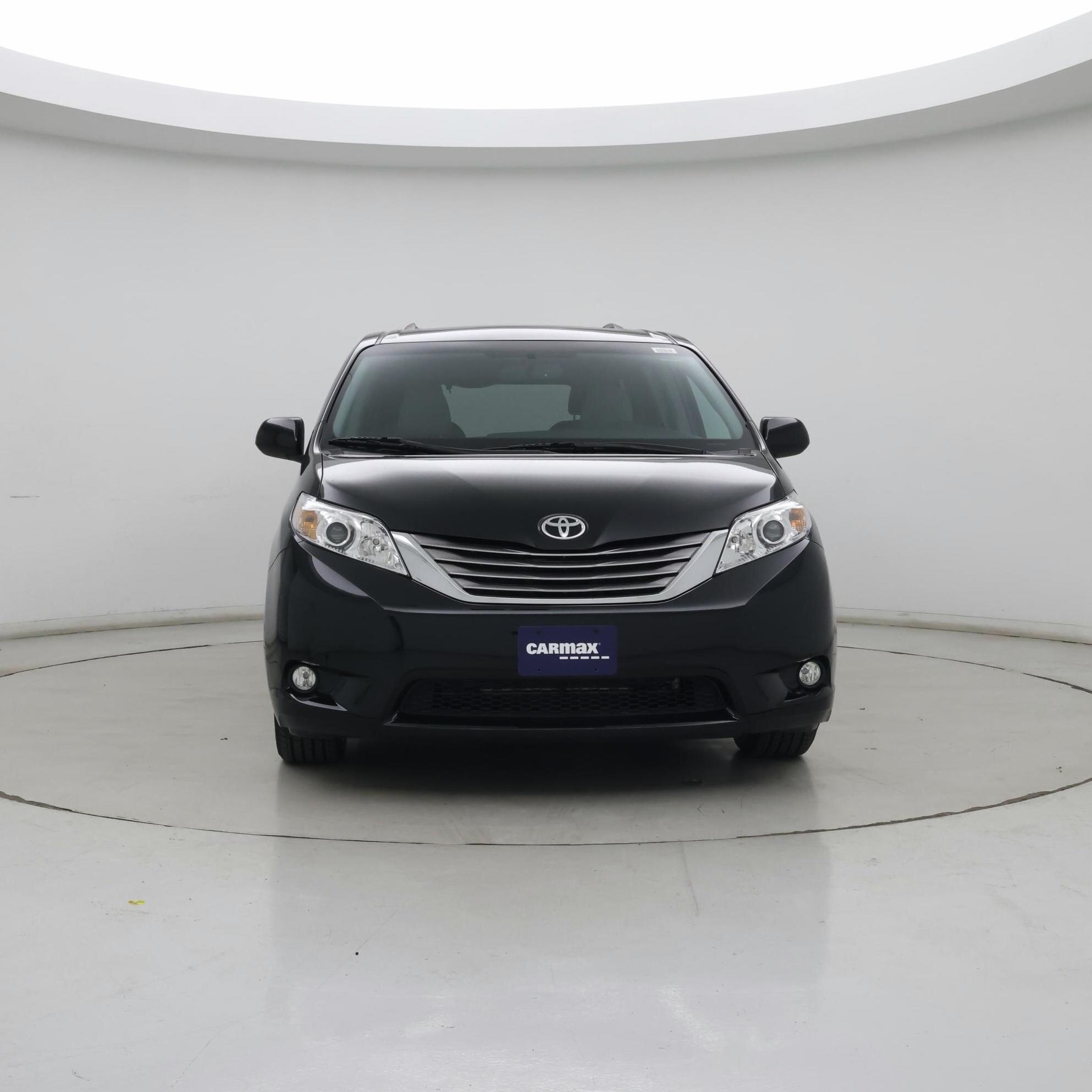 Thumbnail: 2015 Toyota Sienna - 5