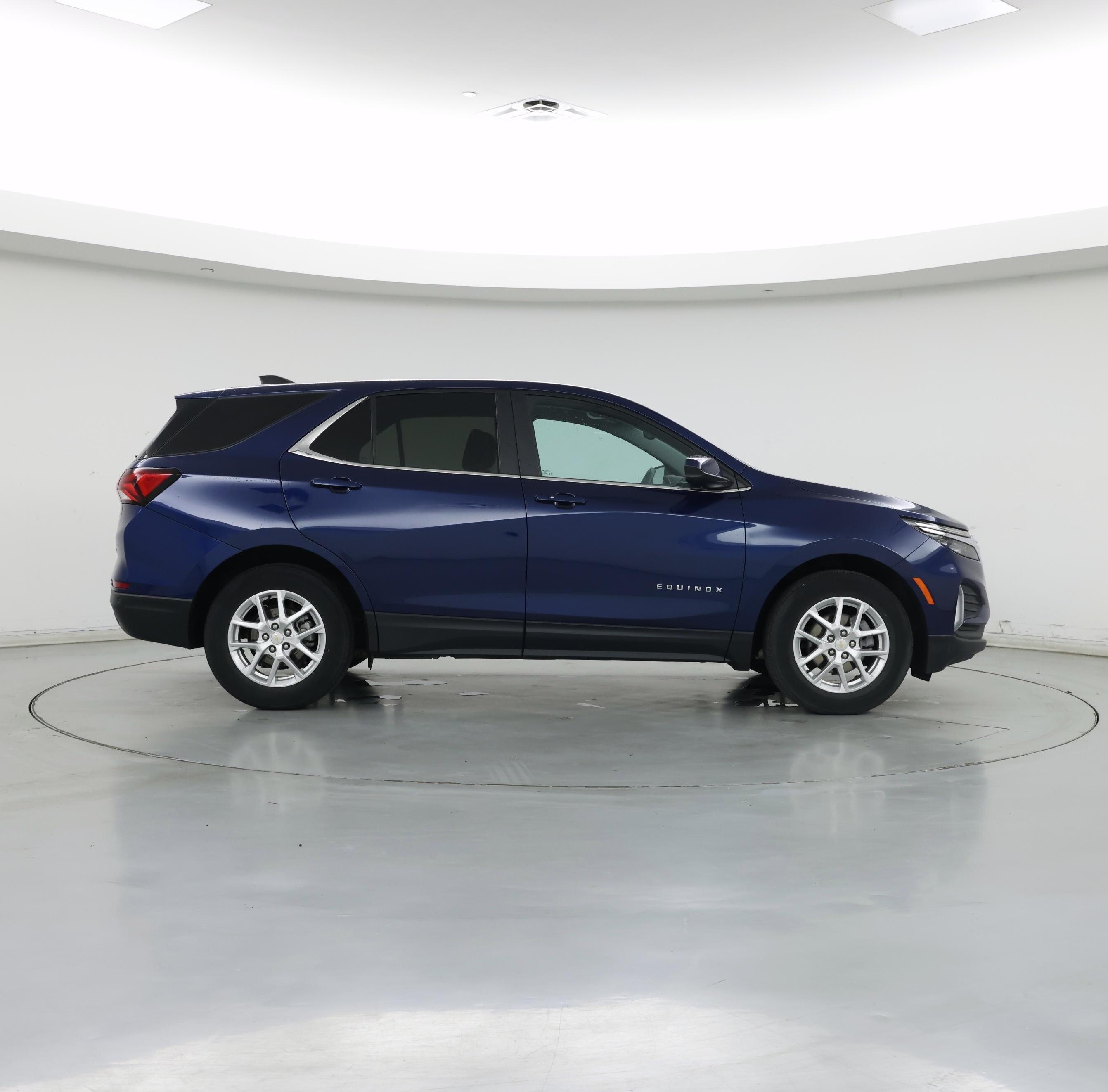 Thumbnail: 2023 Chevrolet Equinox - 7