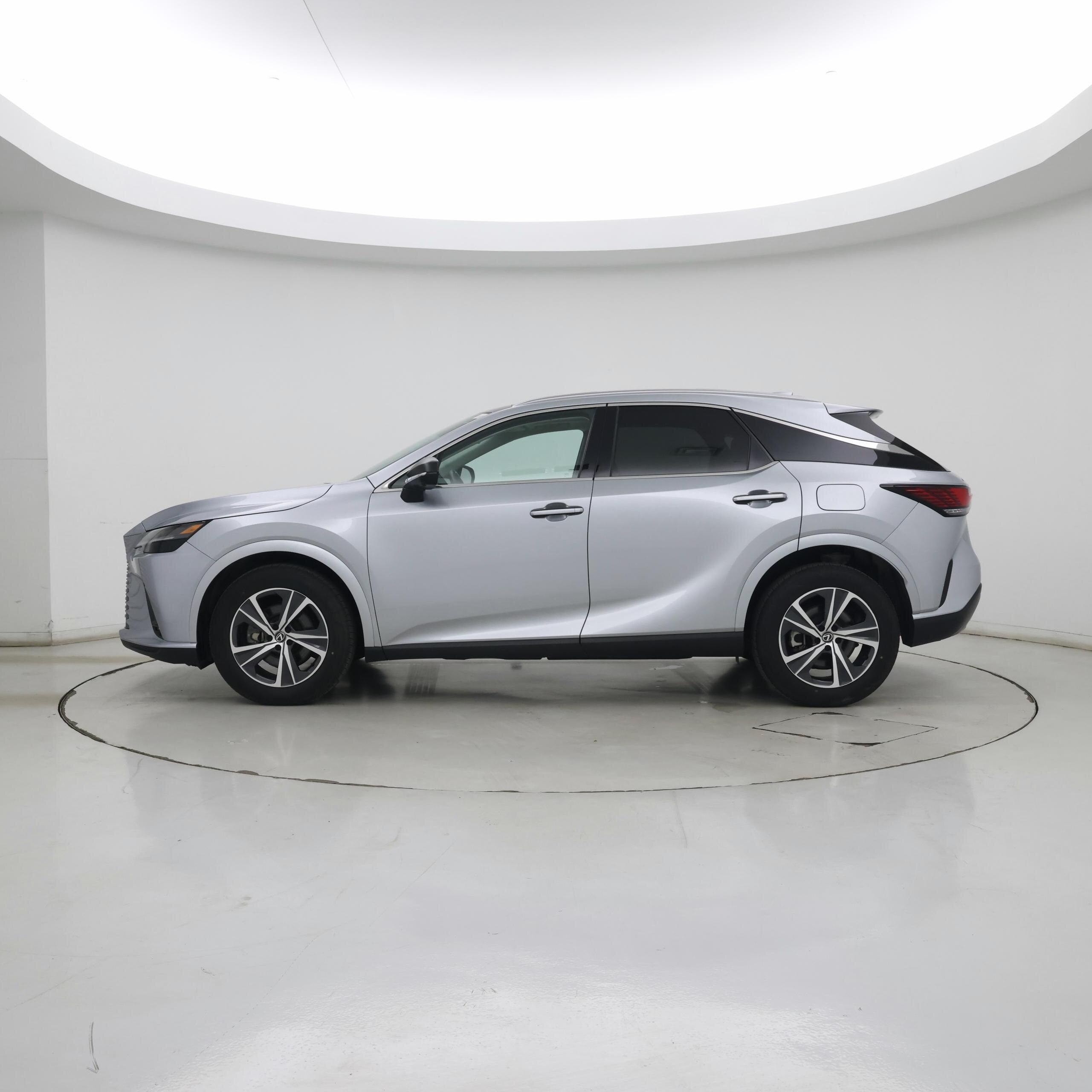Thumbnail: 2023 Lexus RX - 3