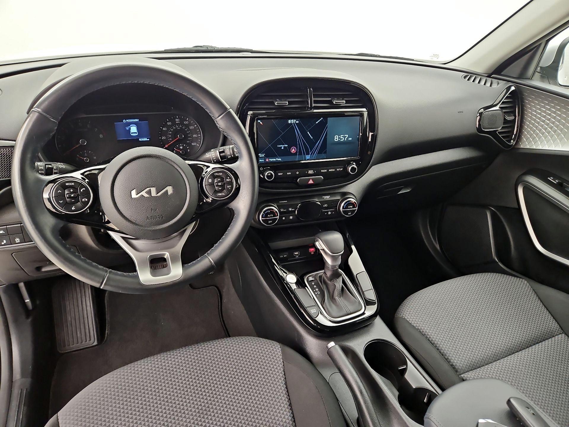Thumbnail: 2022 Kia Soul - 10