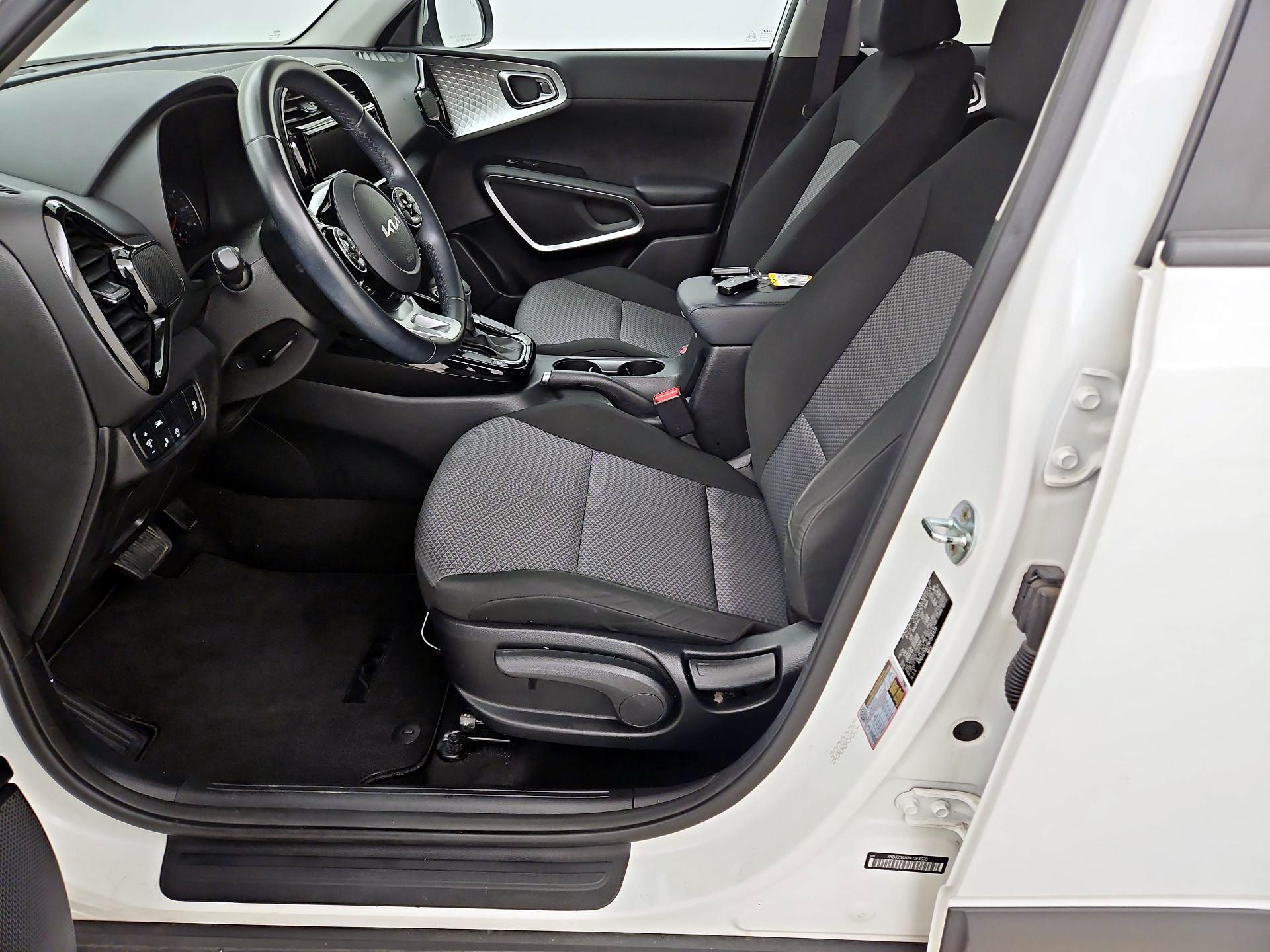 Thumbnail: 2022 Kia Soul - 11