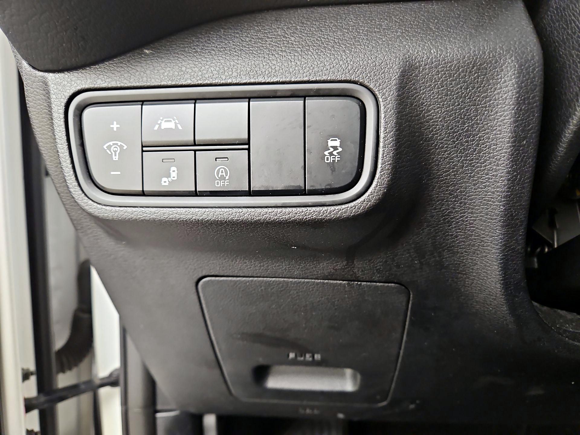 Thumbnail: 2022 Kia Soul - 13