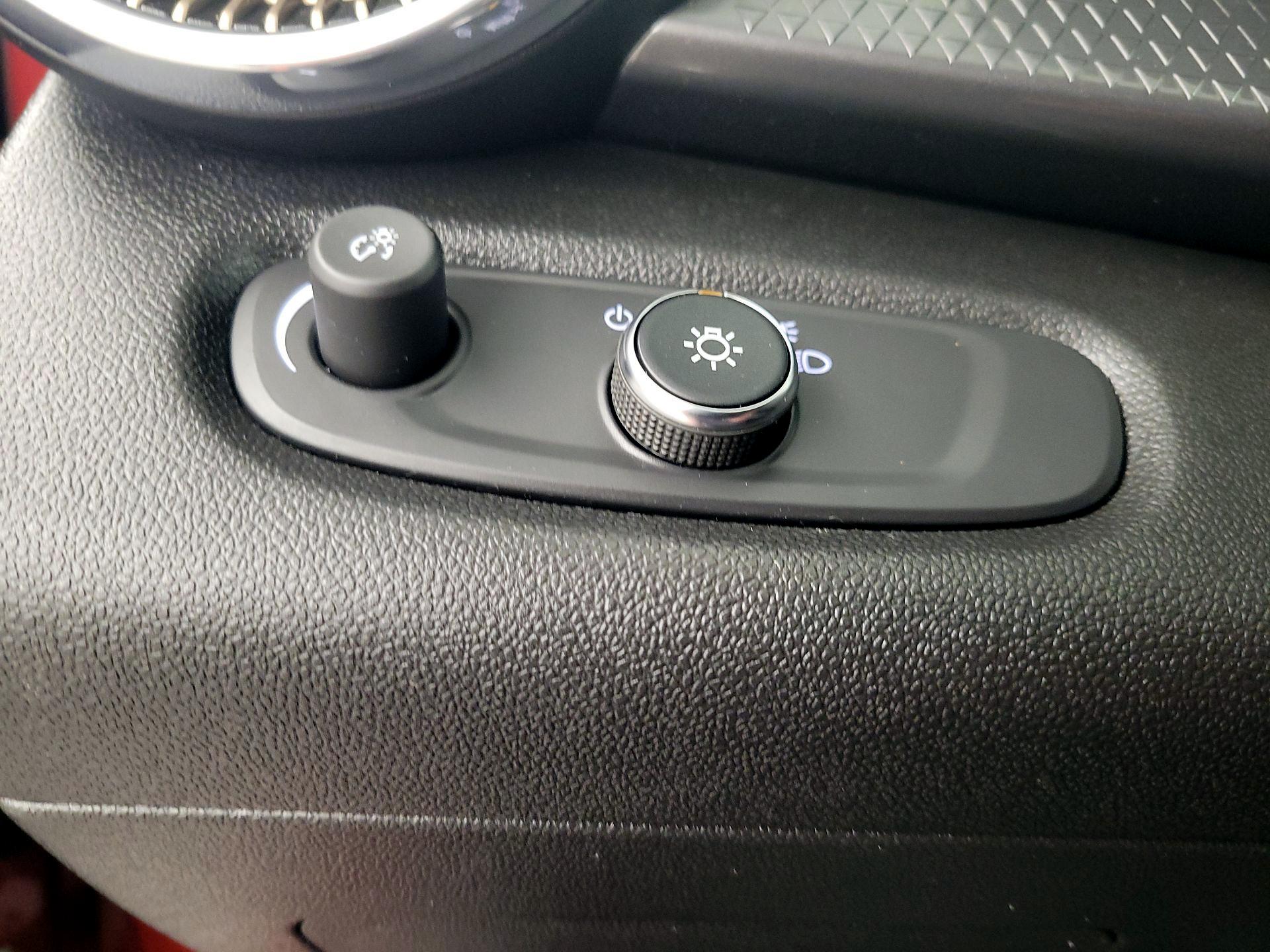 Thumbnail: 2024 Chevrolet Trax - 13