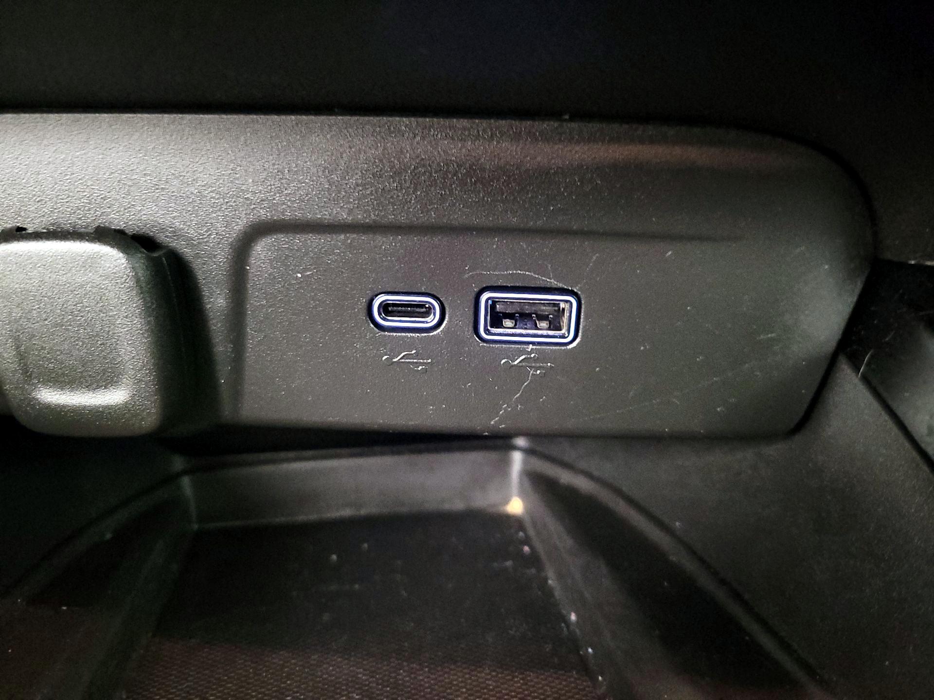 Thumbnail: 2024 Chevrolet Trax - 18