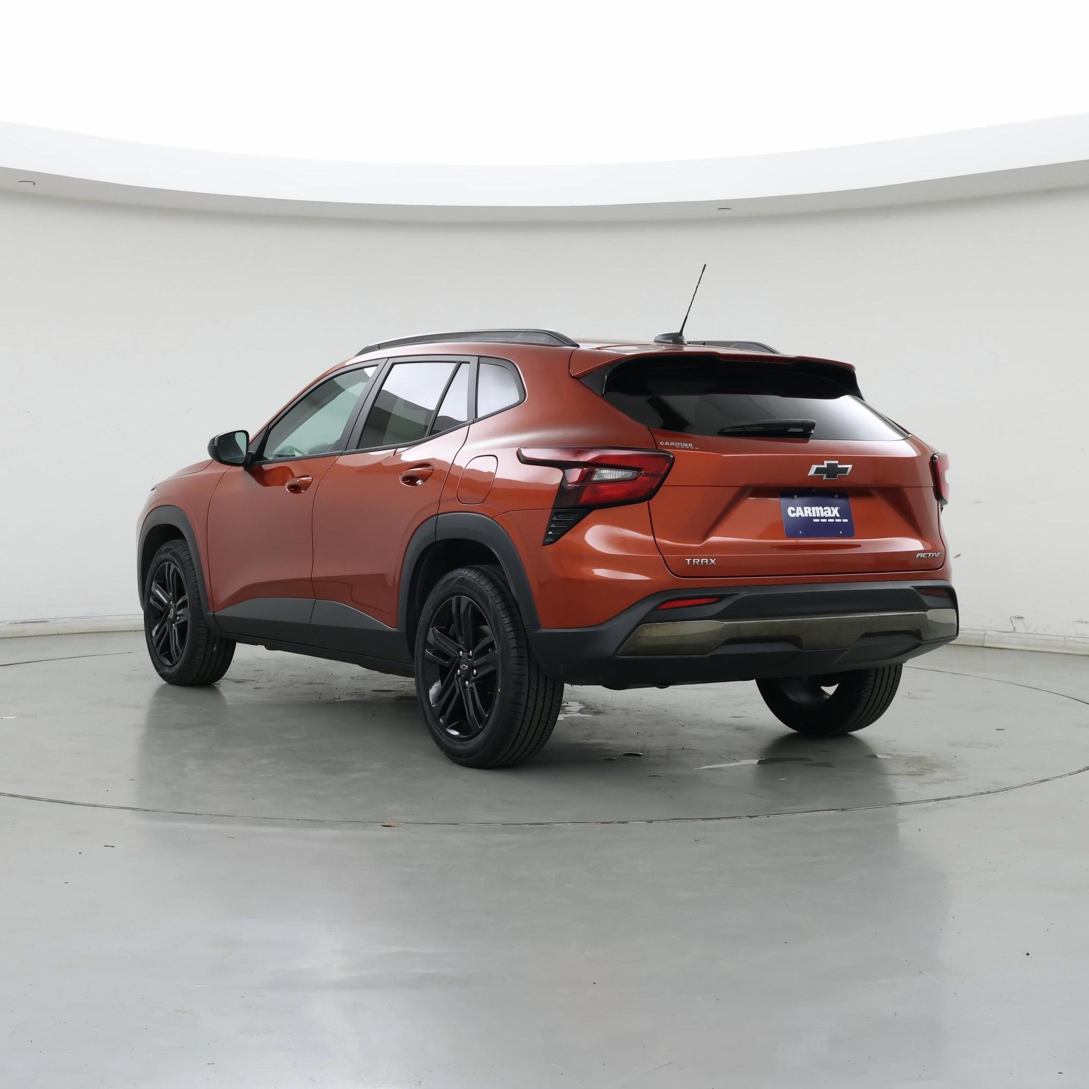 Thumbnail: 2024 Chevrolet Trax - 2