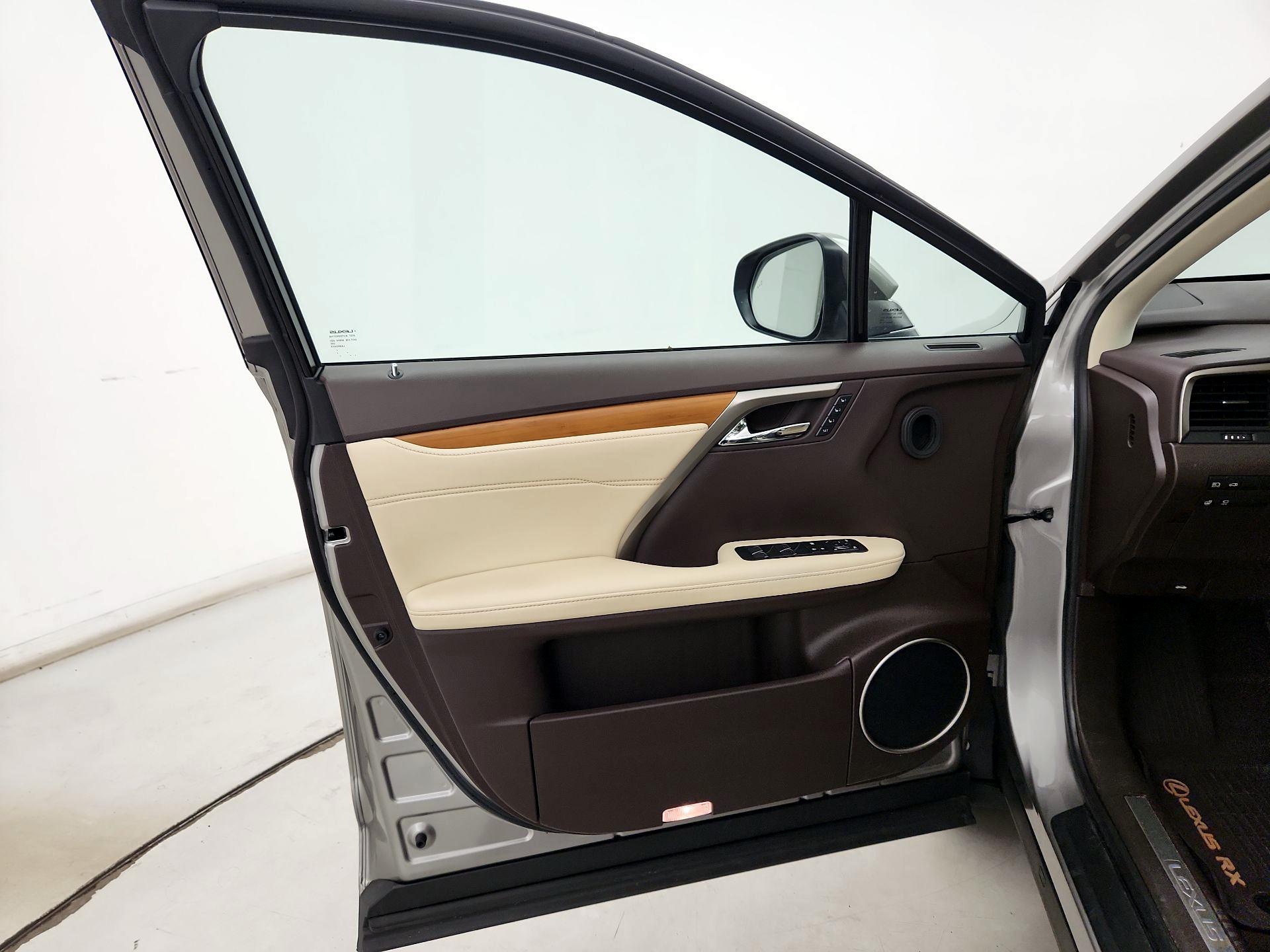 Thumbnail: 2019 Lexus RX - 12
