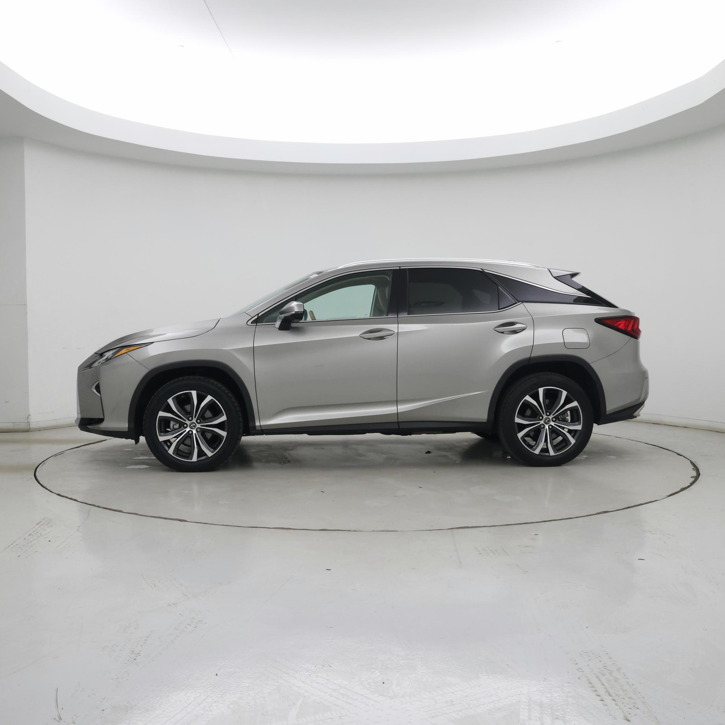Thumbnail: 2019 Lexus RX - 3