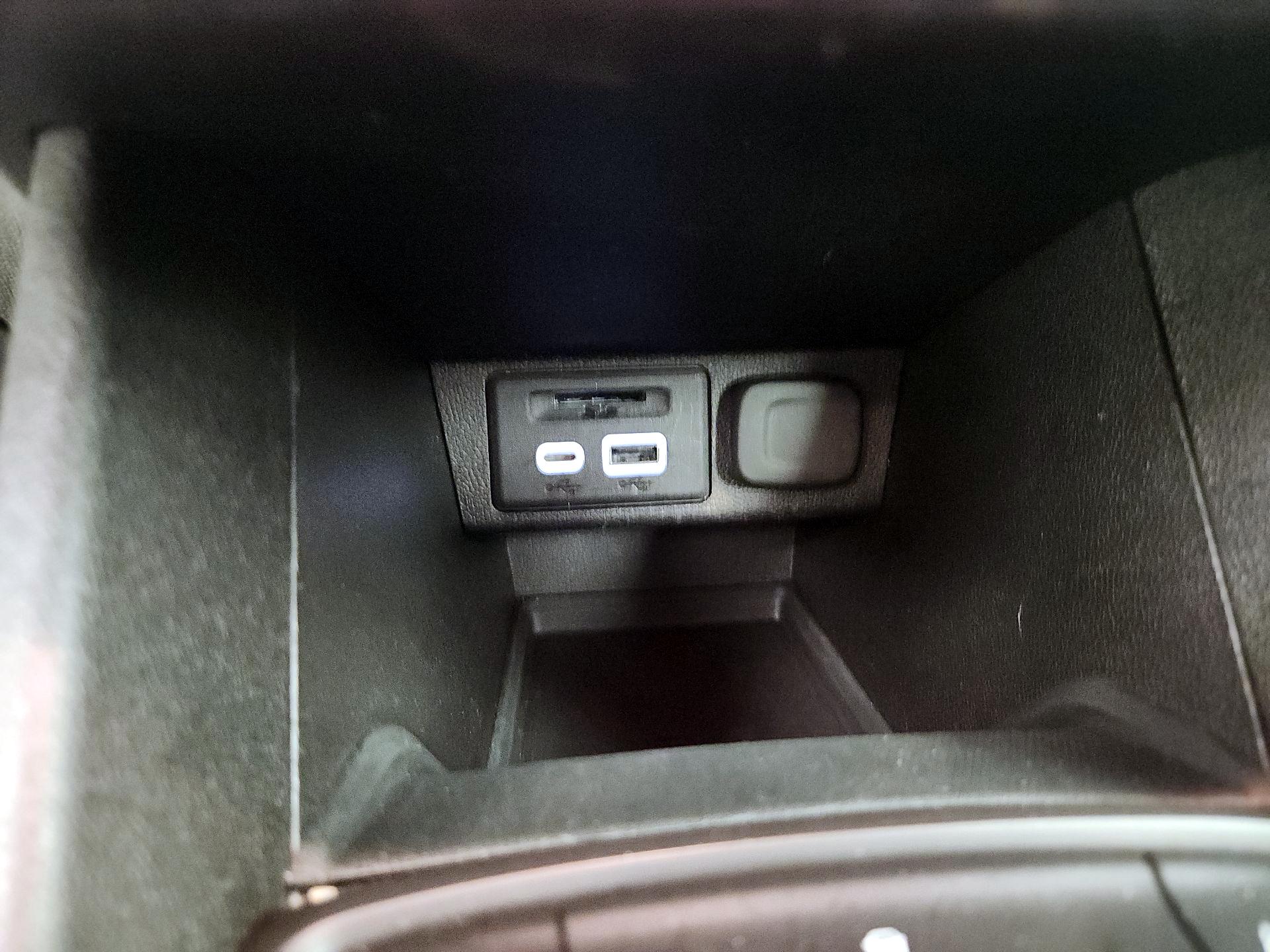 Thumbnail: 2023 Chevrolet Bolt EV - 18