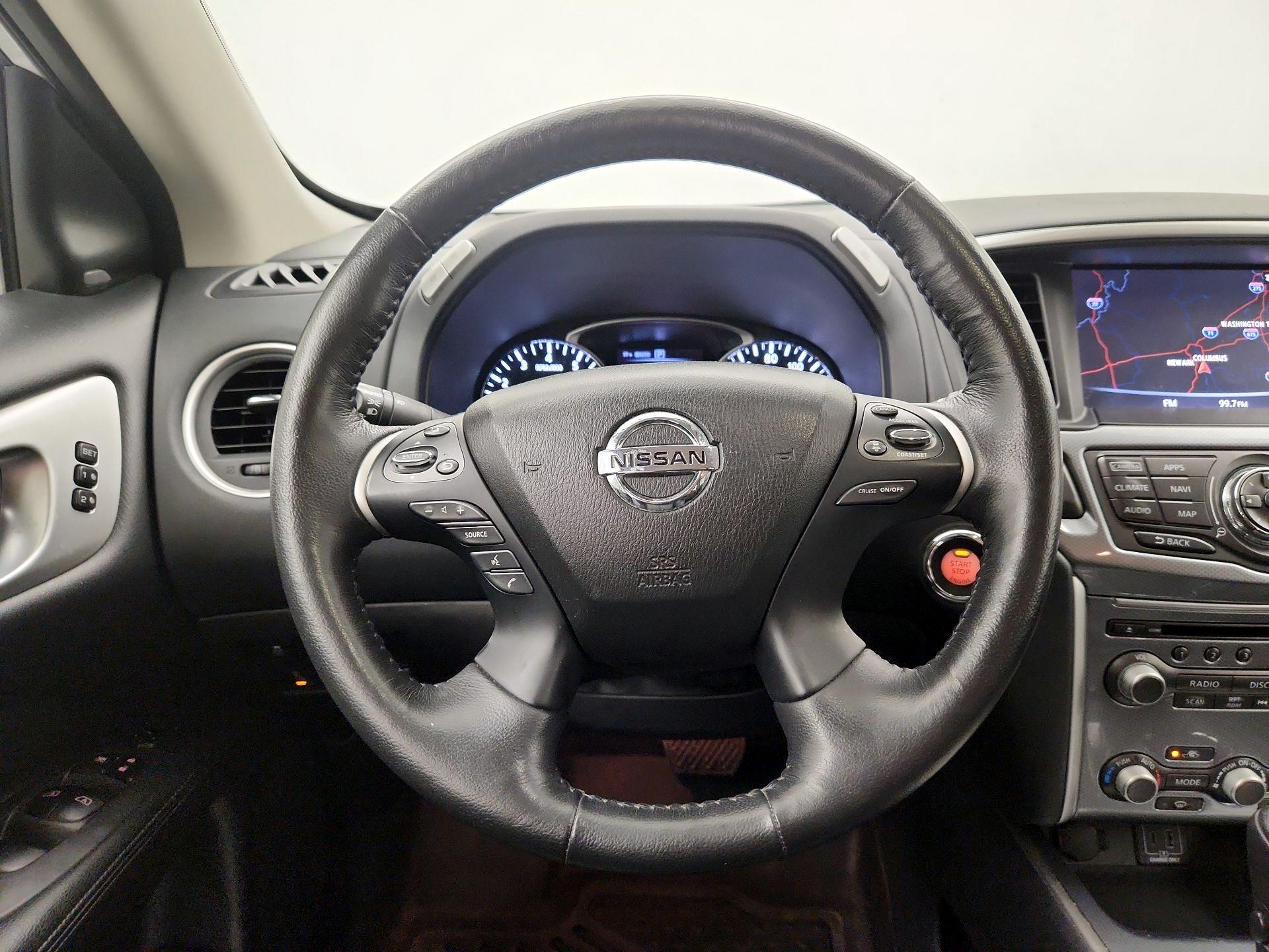 Thumbnail: 2020 Nissan Pathfinder - 10