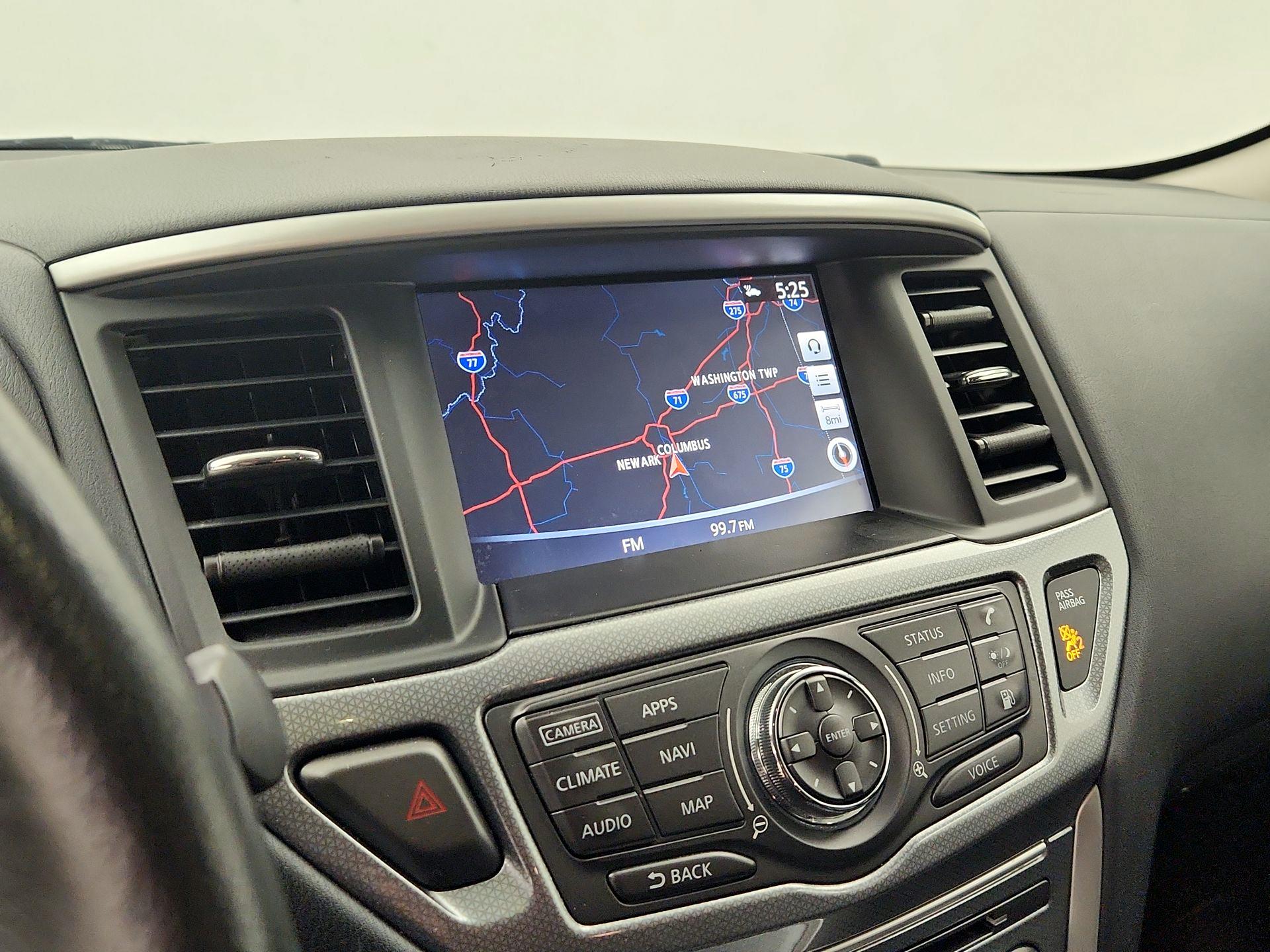 Thumbnail: 2020 Nissan Pathfinder - 14