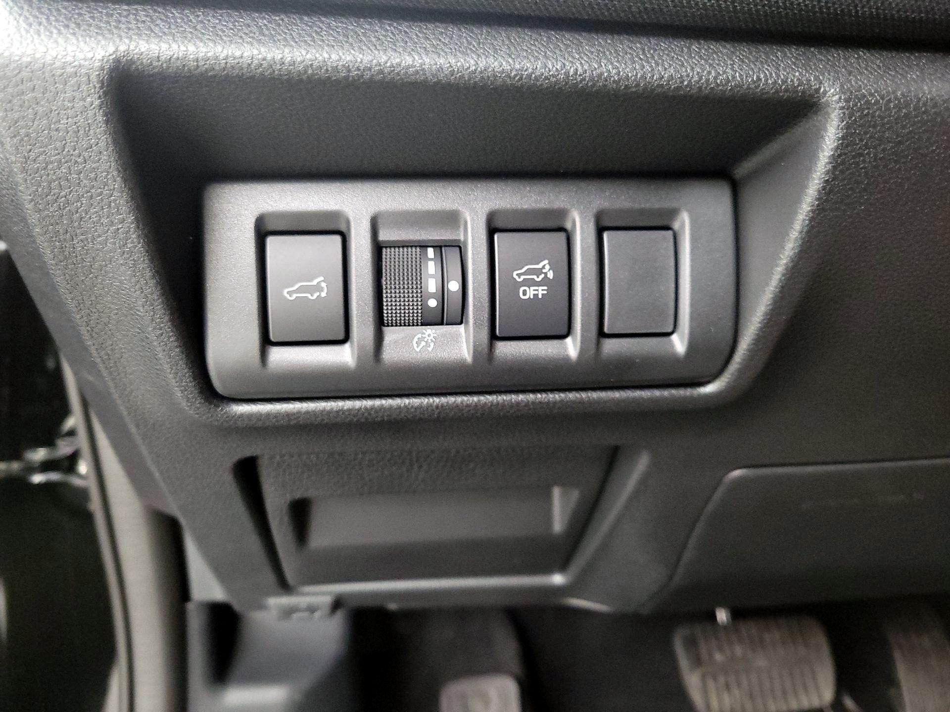 Thumbnail: 2025 Subaru Outback - 13