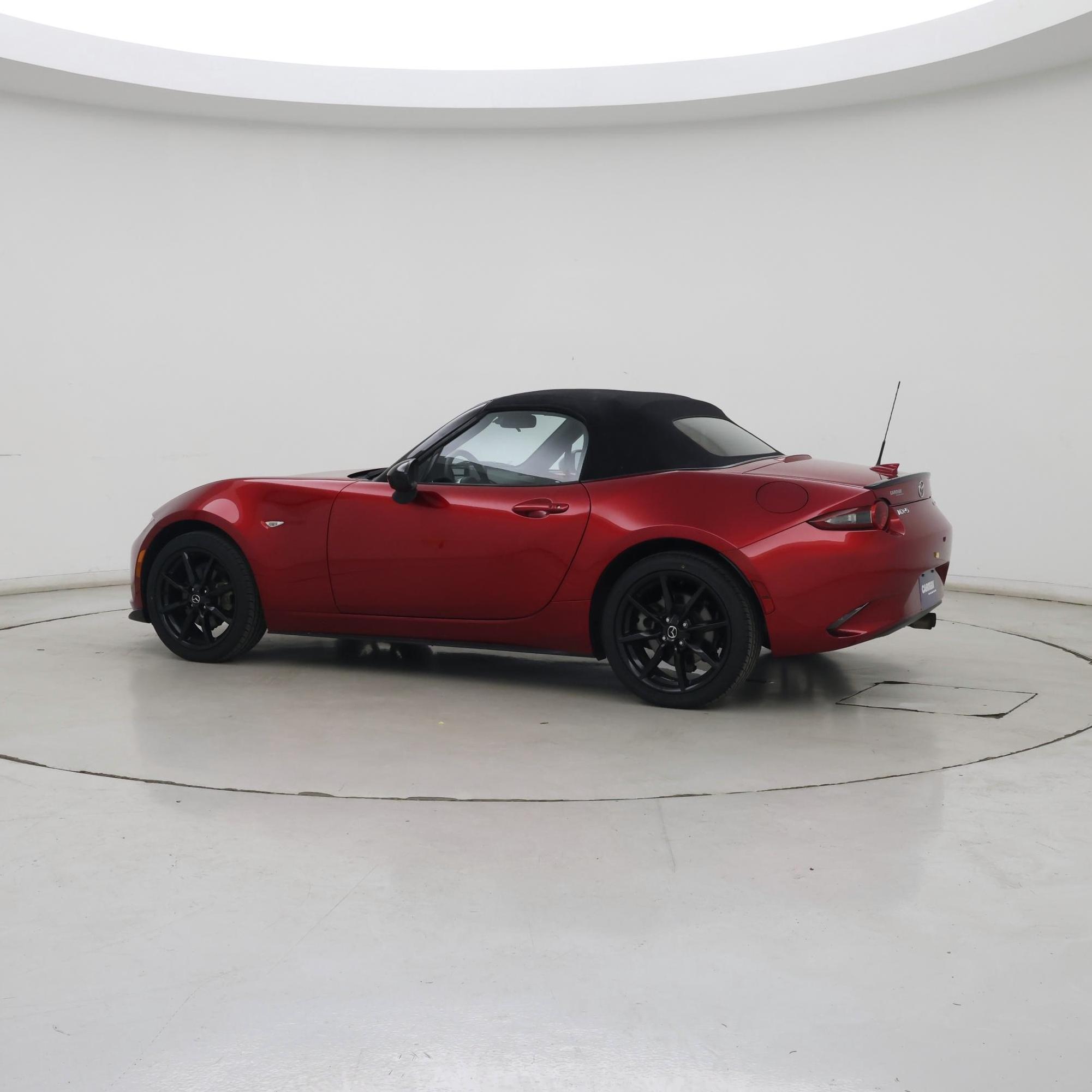 Thumbnail: 2021 Mazda MX-5 Miata - 3