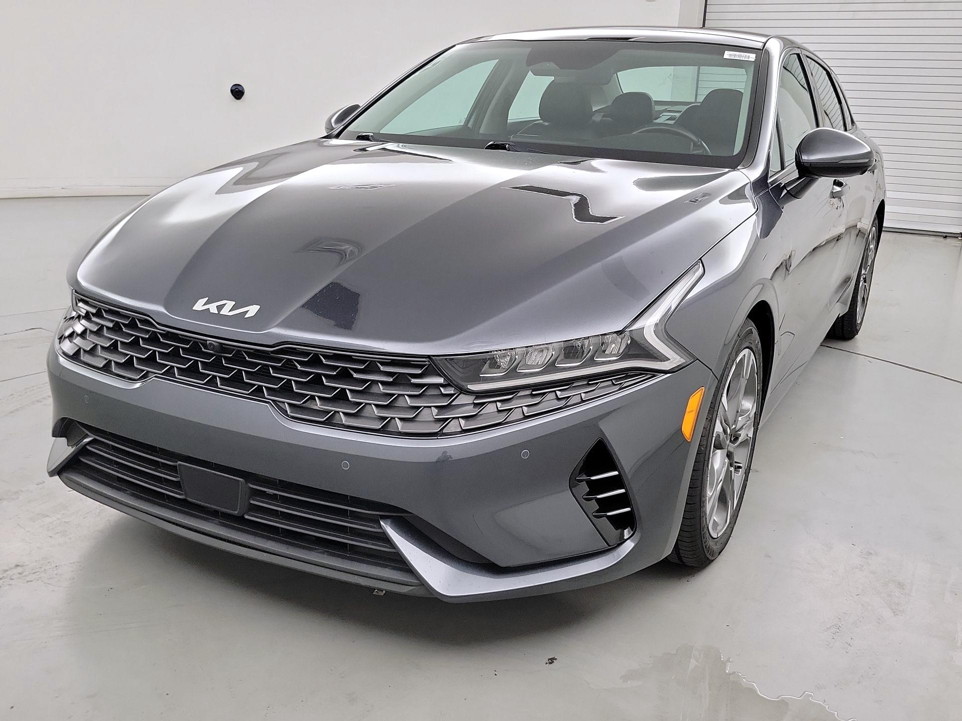 Thumbnail: 2022 Kia K5 - 3