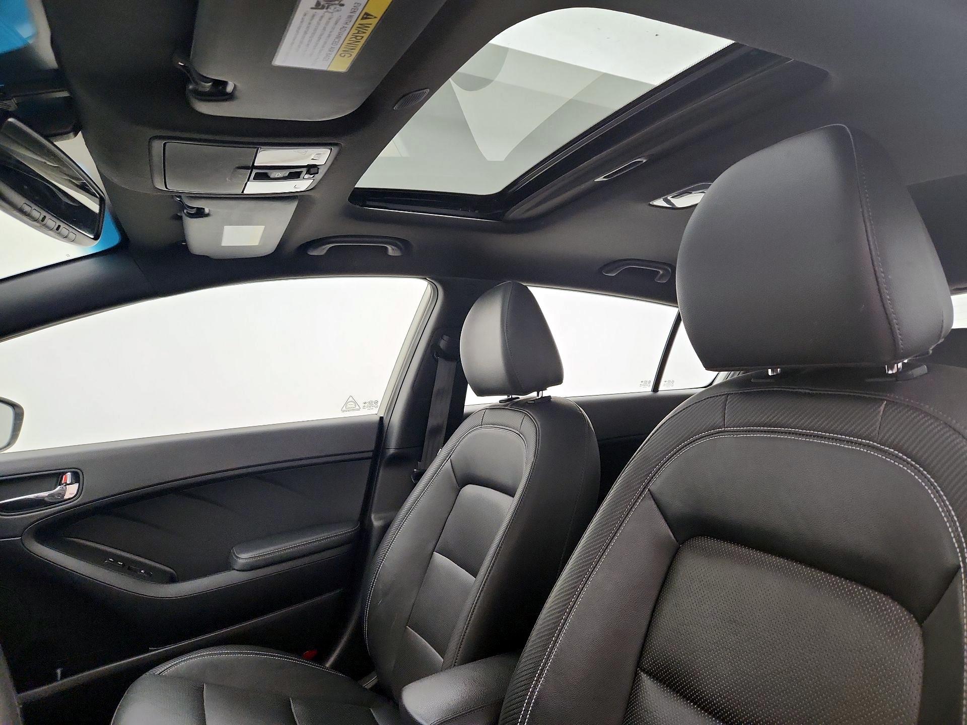 Thumbnail: 2016 Kia Forte - 20