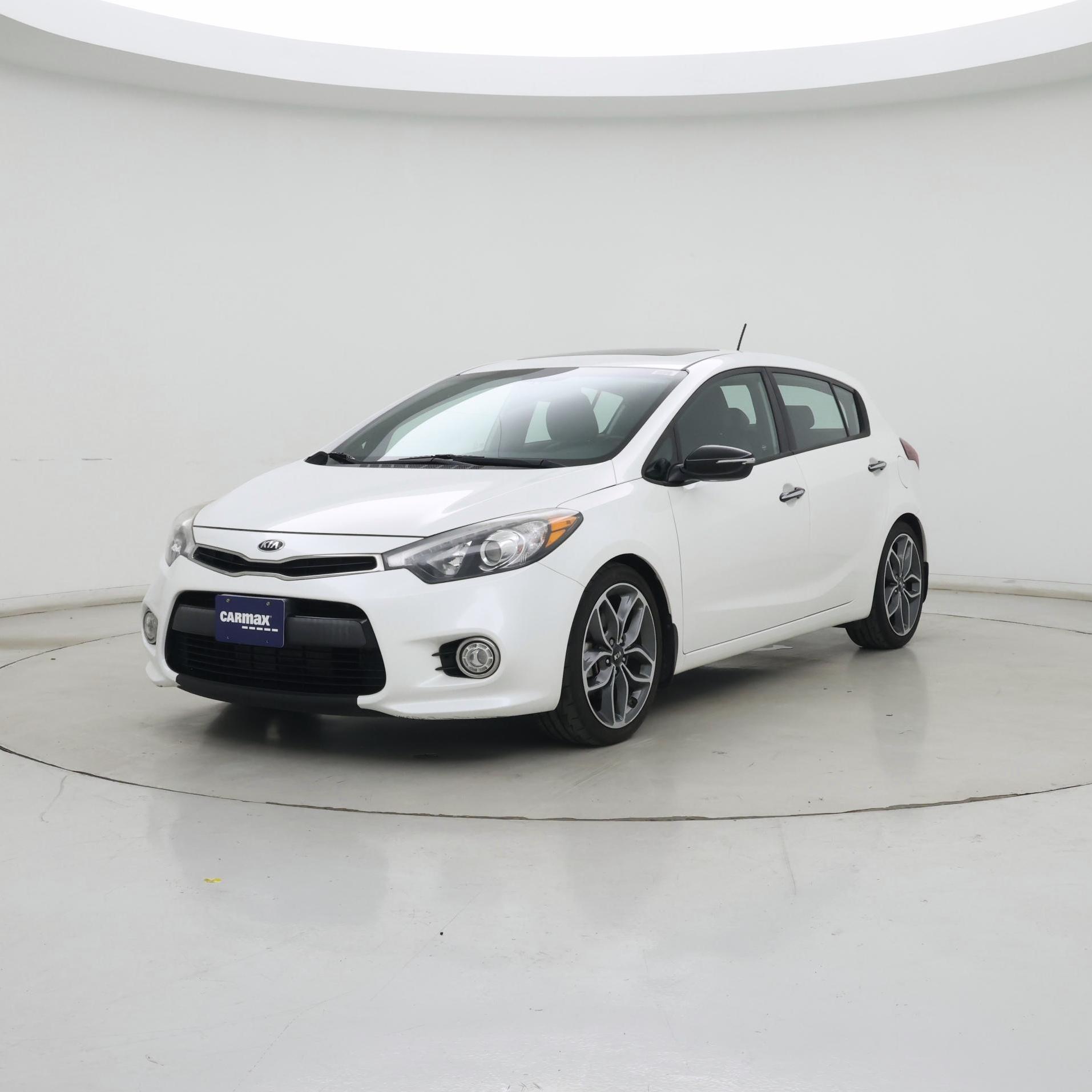 Thumbnail: 2016 Kia Forte - 4