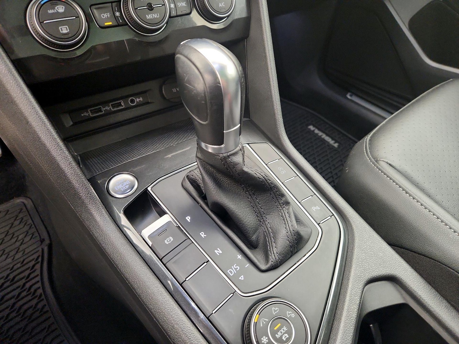 2019 Volkswagen Tiguan SEL R-Line - Photo 19