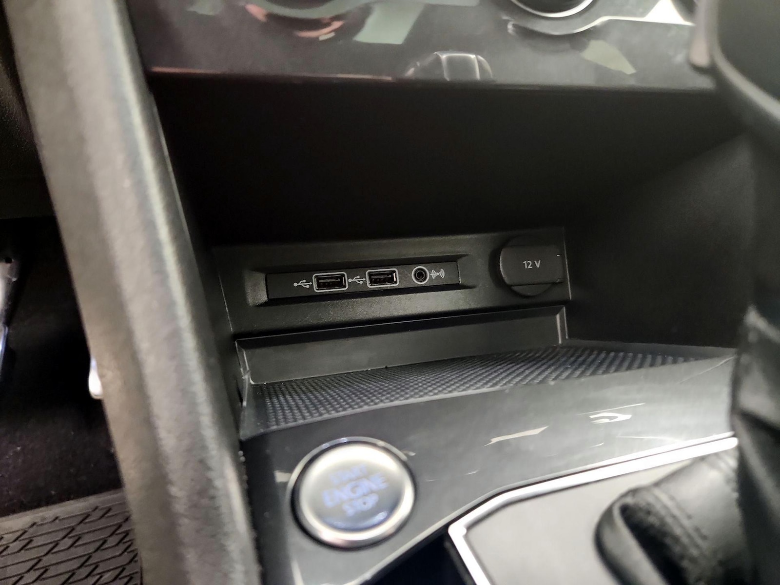 2019 Volkswagen Tiguan SEL R-Line - Photo 20