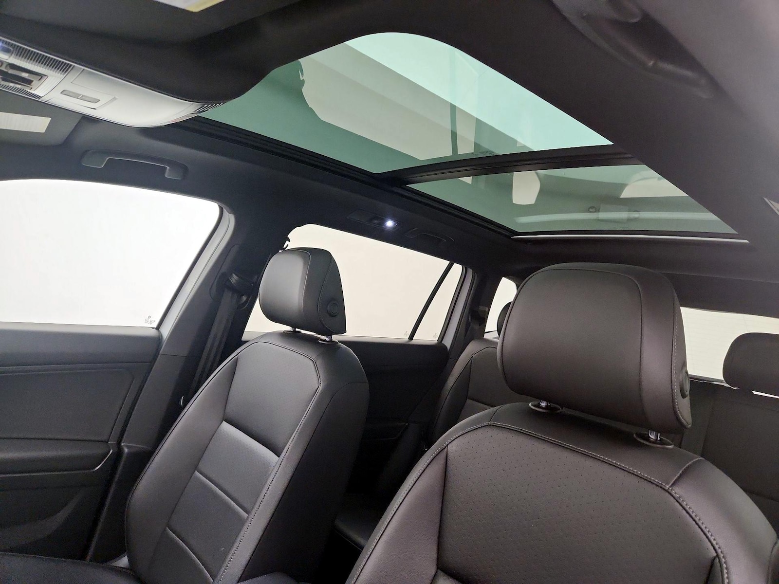 2019 Volkswagen Tiguan SEL R-Line - Photo 21