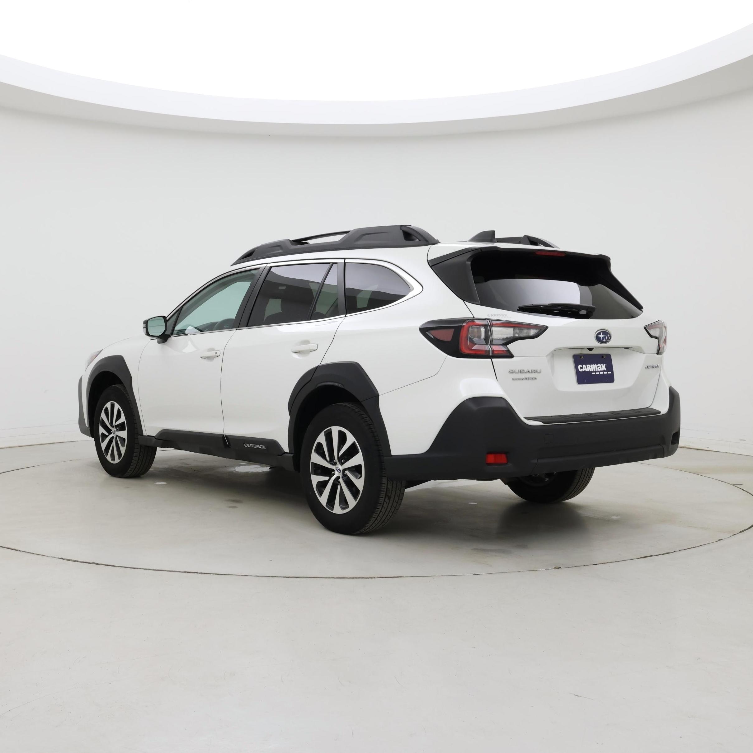Thumbnail: 2023 Subaru Outback - 2