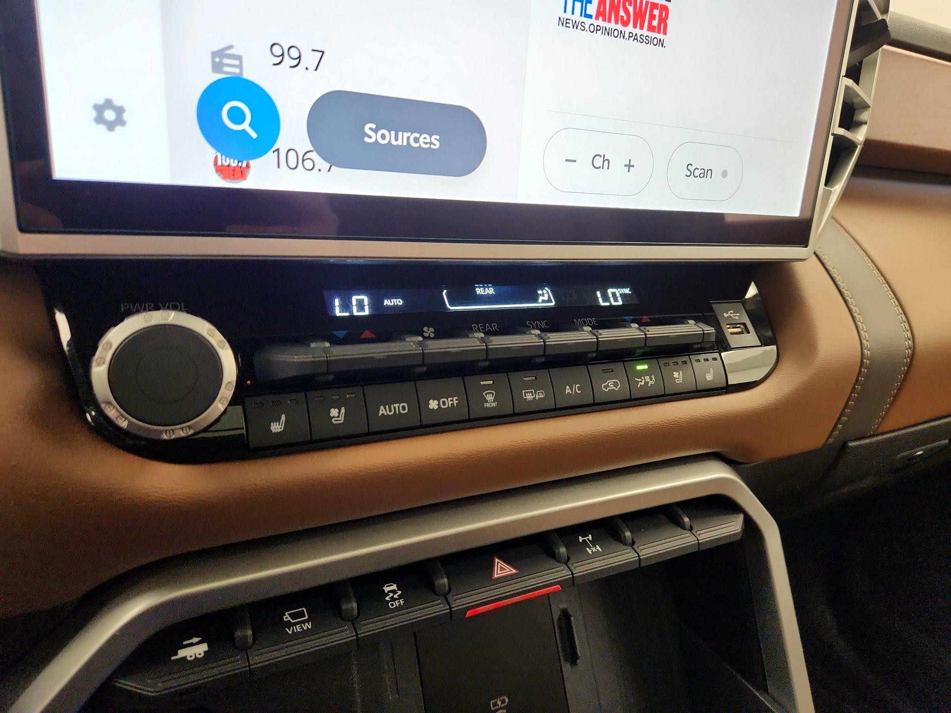 Thumbnail: 2025 Toyota Sequoia - 17