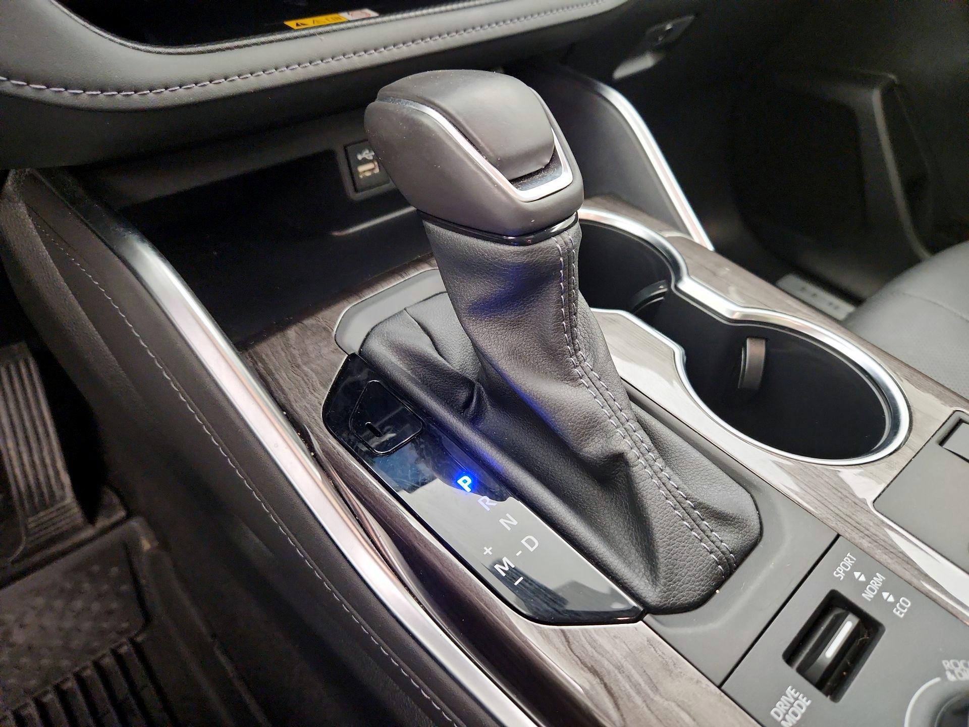 Thumbnail: 2024 Toyota Highlander - 18