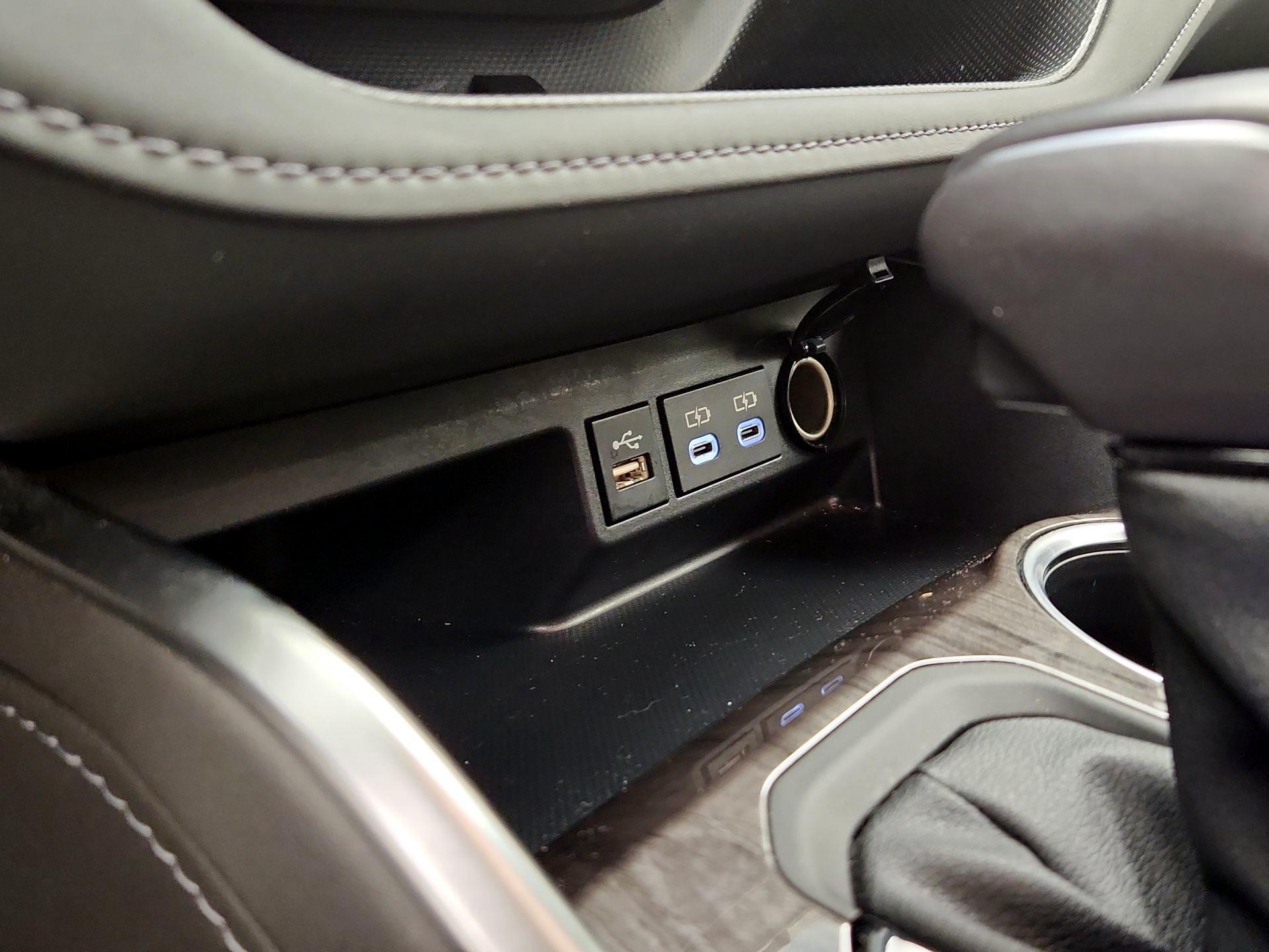 Thumbnail: 2024 Toyota Highlander - 19