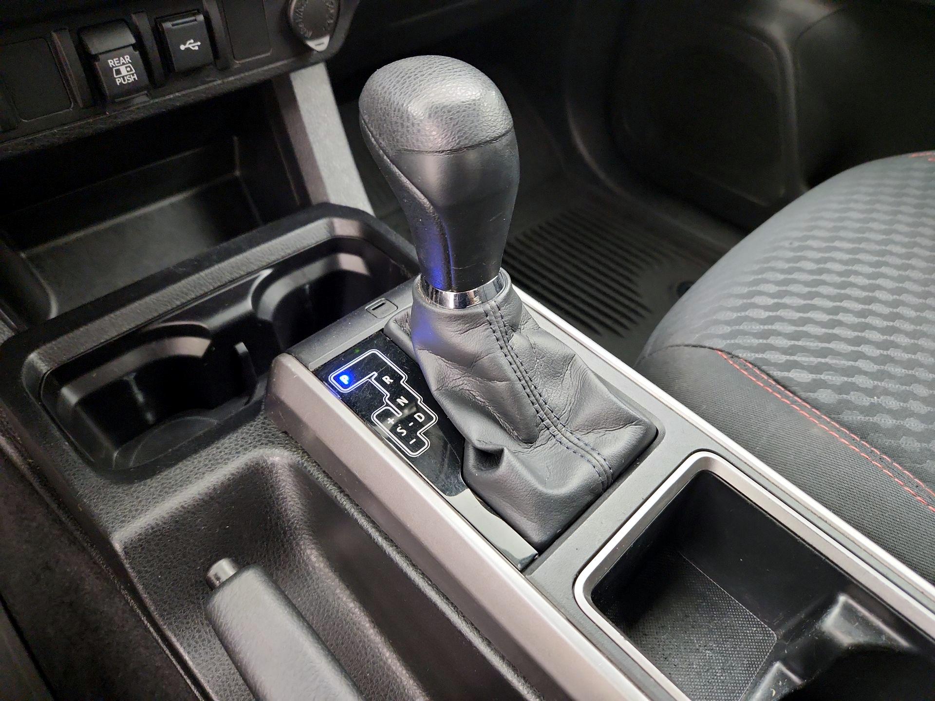 Thumbnail: 2022 Toyota Tacoma - 17