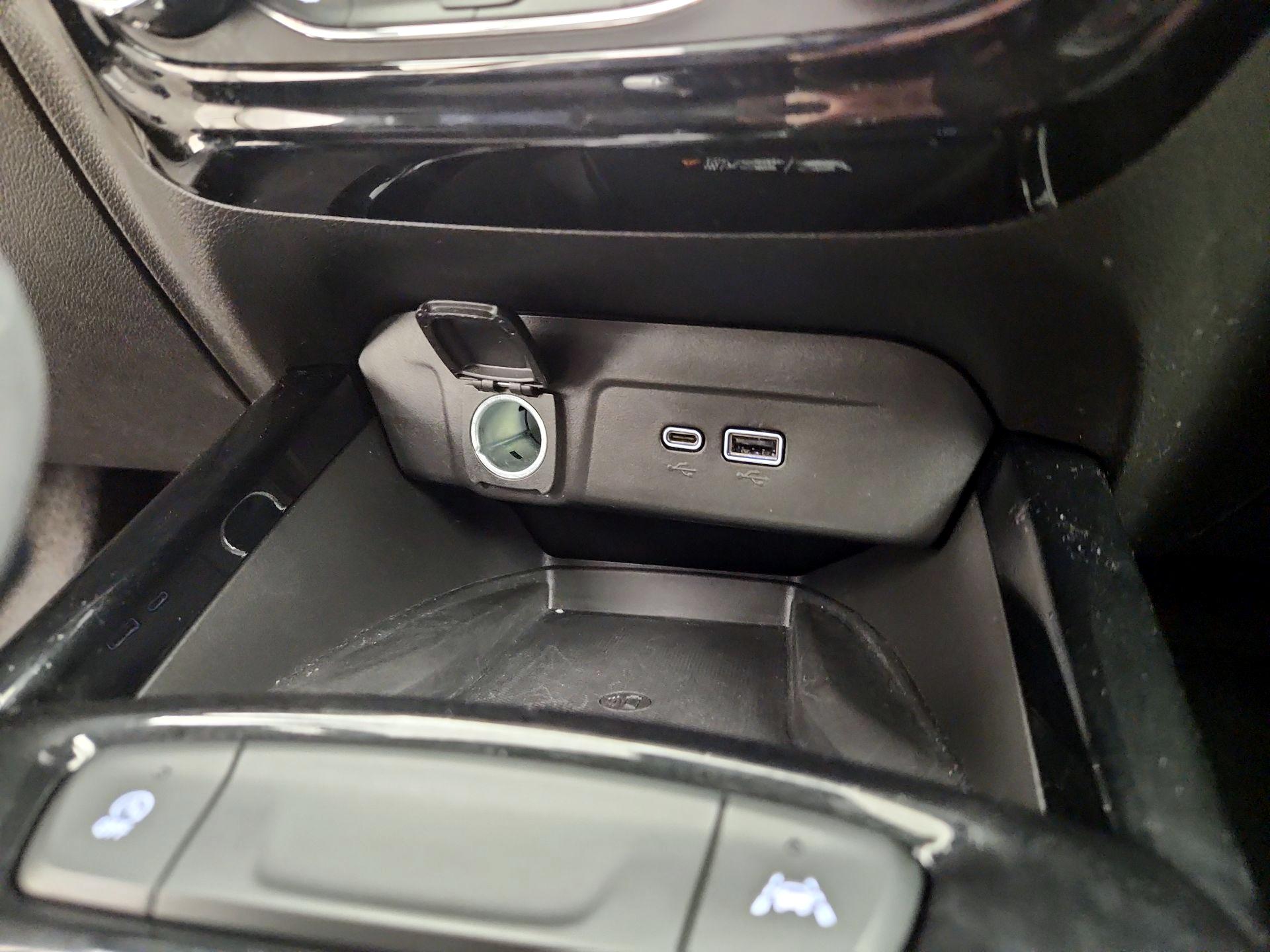 Thumbnail: 2025 Chevrolet Trax - 18